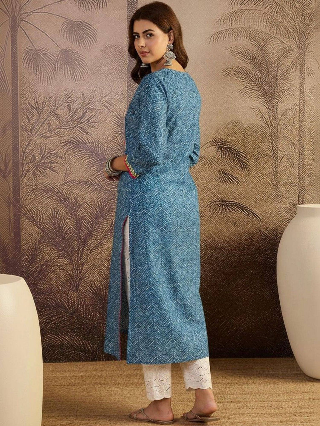 Printed Cotton Round Neck Knee Length Straight Kurta | KDG - view 2