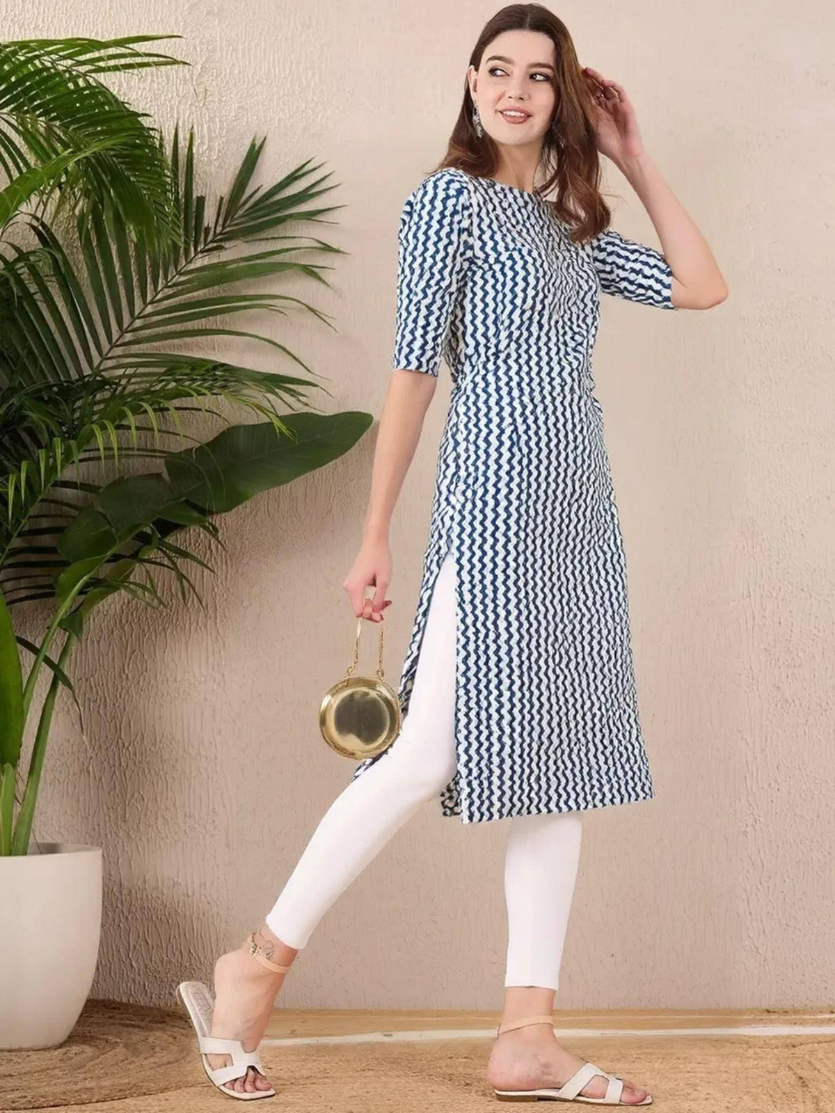 Women Stylish Crepe Printed Straight Kurta - Blue | FY93 - view 3