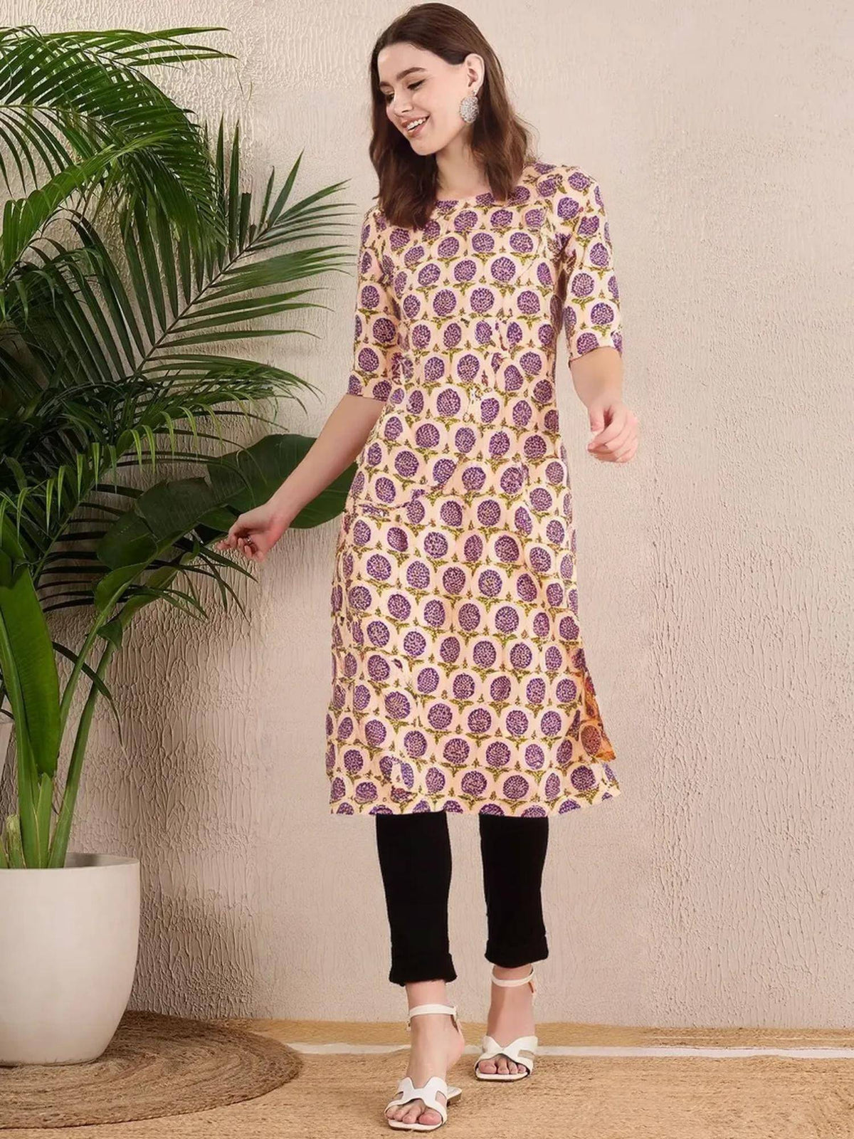 Women Stylish Crepe Printed Straight Kurta - Peach | FY93 - view 1