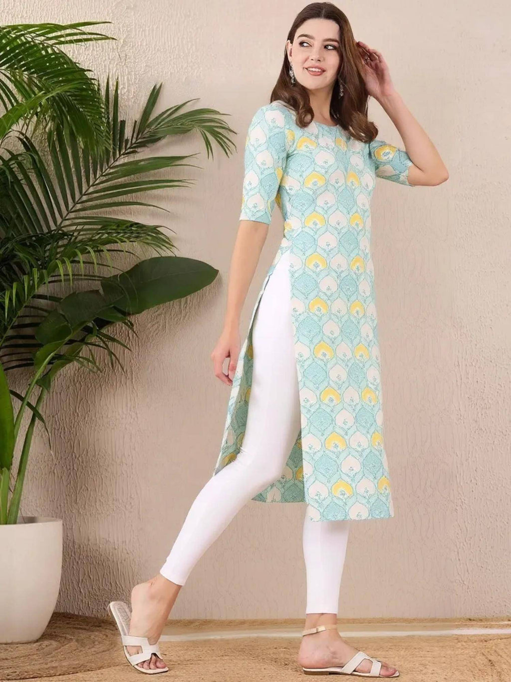 Women Stylish Crepe Printed Straight Kurta - Green | FY93 - view 2