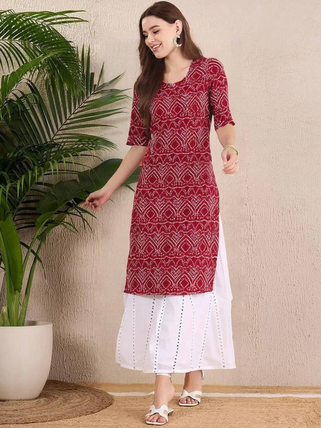Women Stylish Crepe Printed Straight Kurta - Maroon | FY93 - view 1