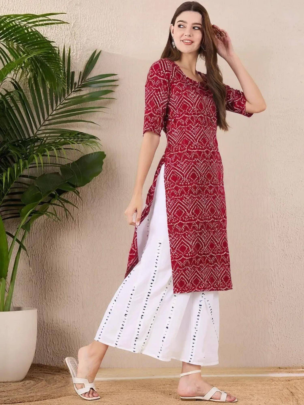 Women Stylish Crepe Printed Straight Kurta - Maroon | FY93 - view 3