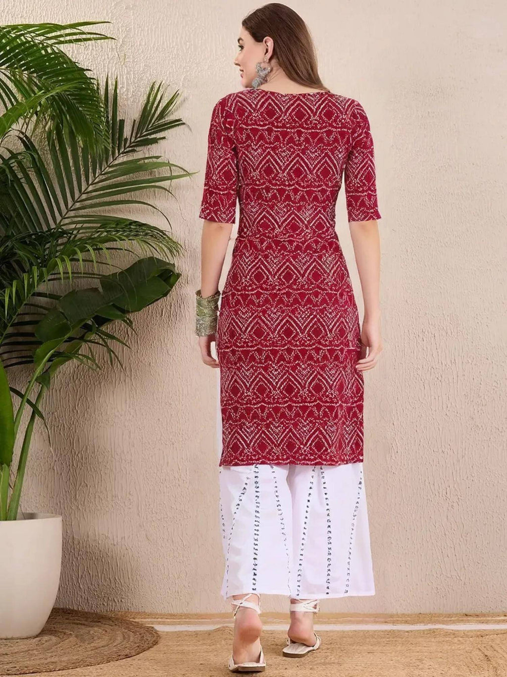 Women Stylish Crepe Printed Straight Kurta - Maroon | FY93 - view 4
