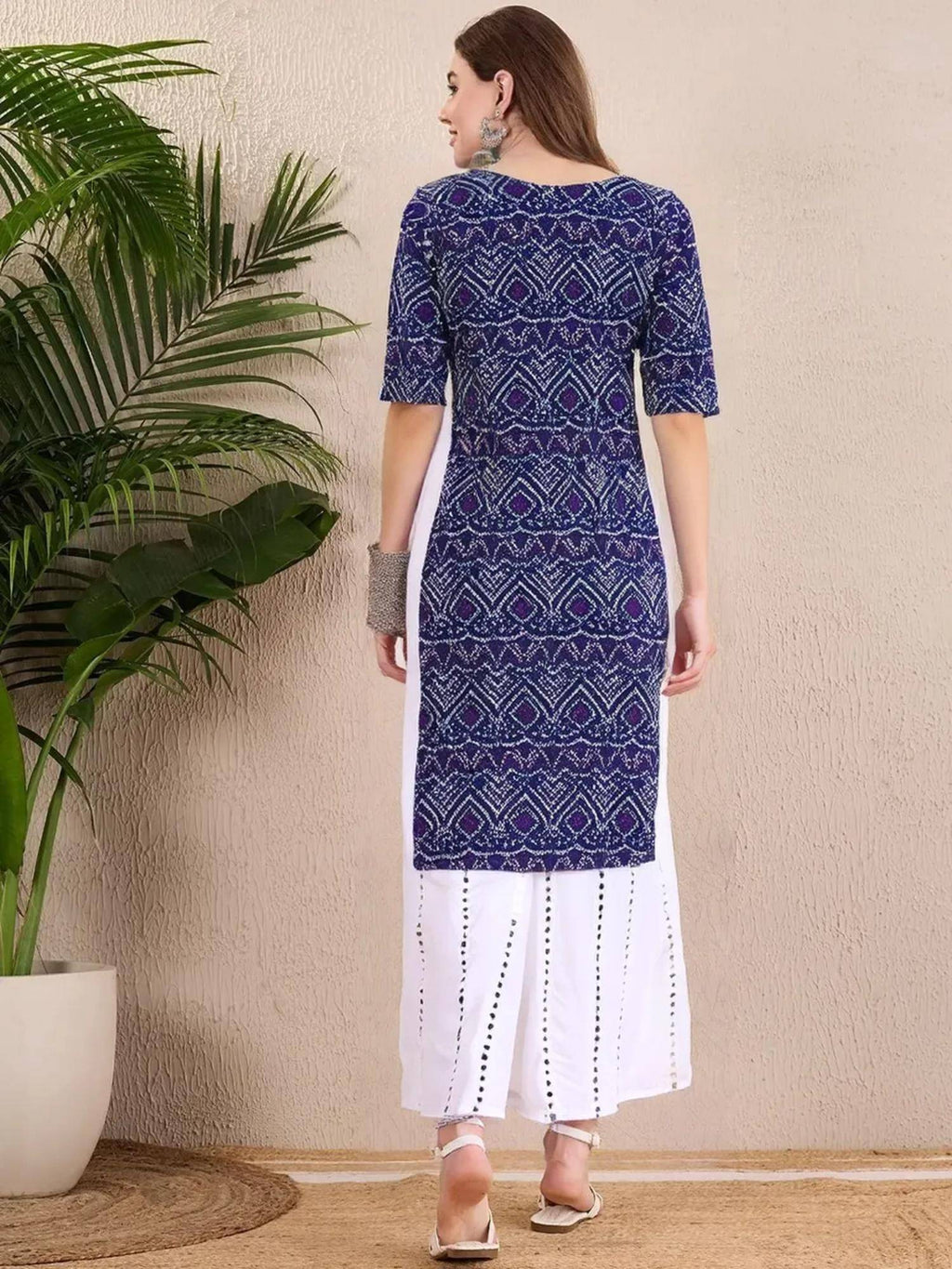 Women Stylish Crepe Printed Straight Kurta - Maroon | FY93 - view 12