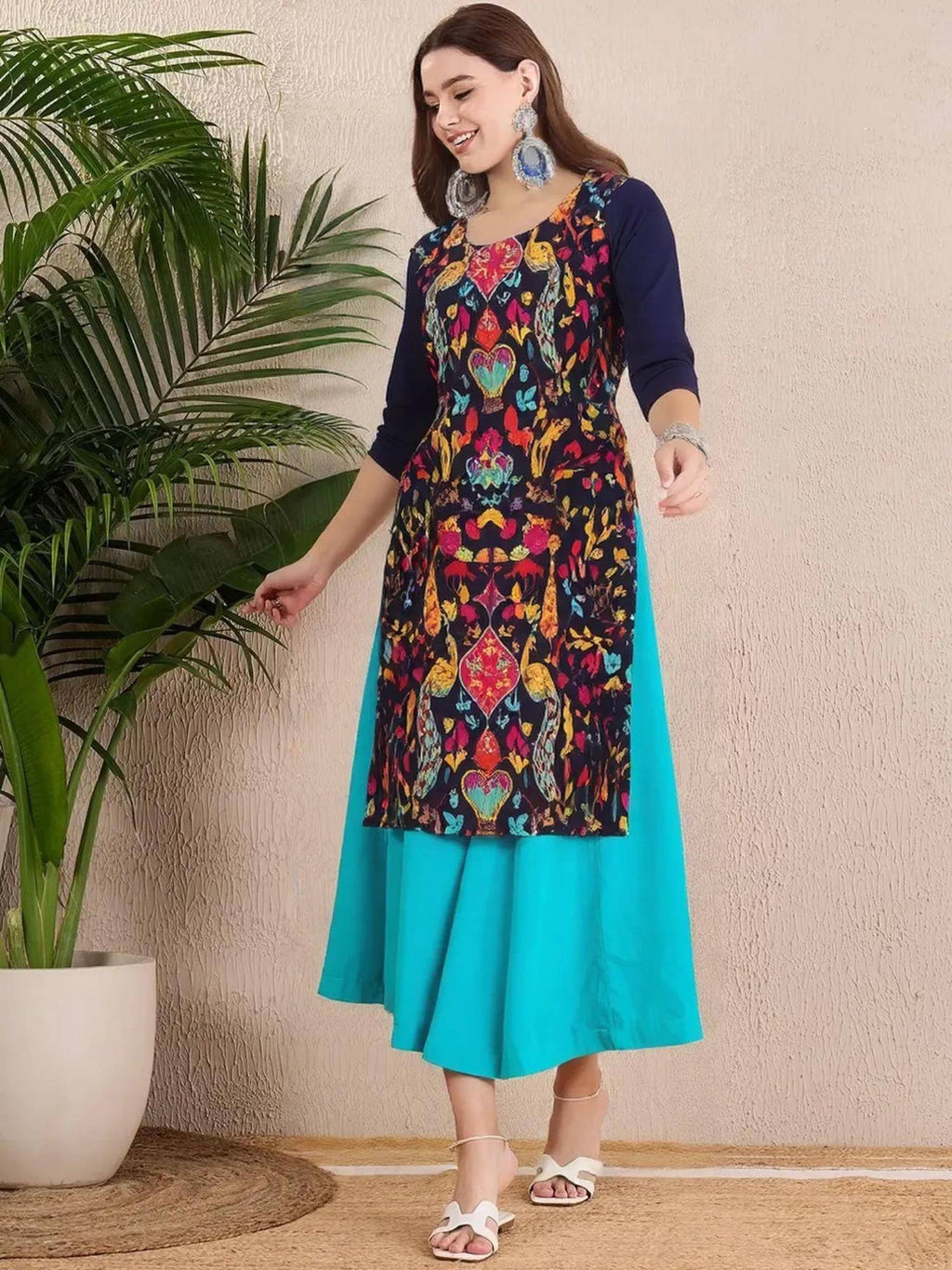 Women Stylish Crepe Printed Straight Kurta - Navy Blue | U3S - view 1