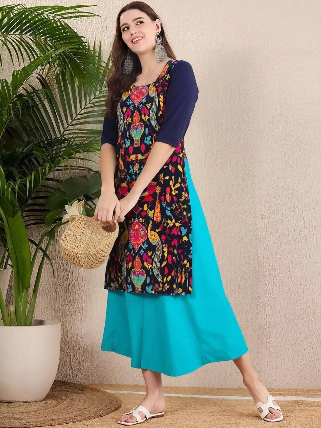 Women Stylish Crepe Printed Straight Kurta - Navy Blue | U3S - view 3