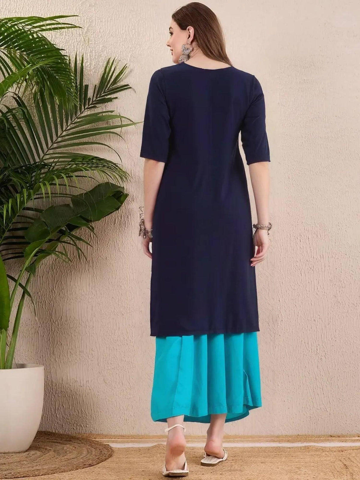 Women Stylish Crepe Printed Straight Kurta - Navy Blue | U3S - view 4