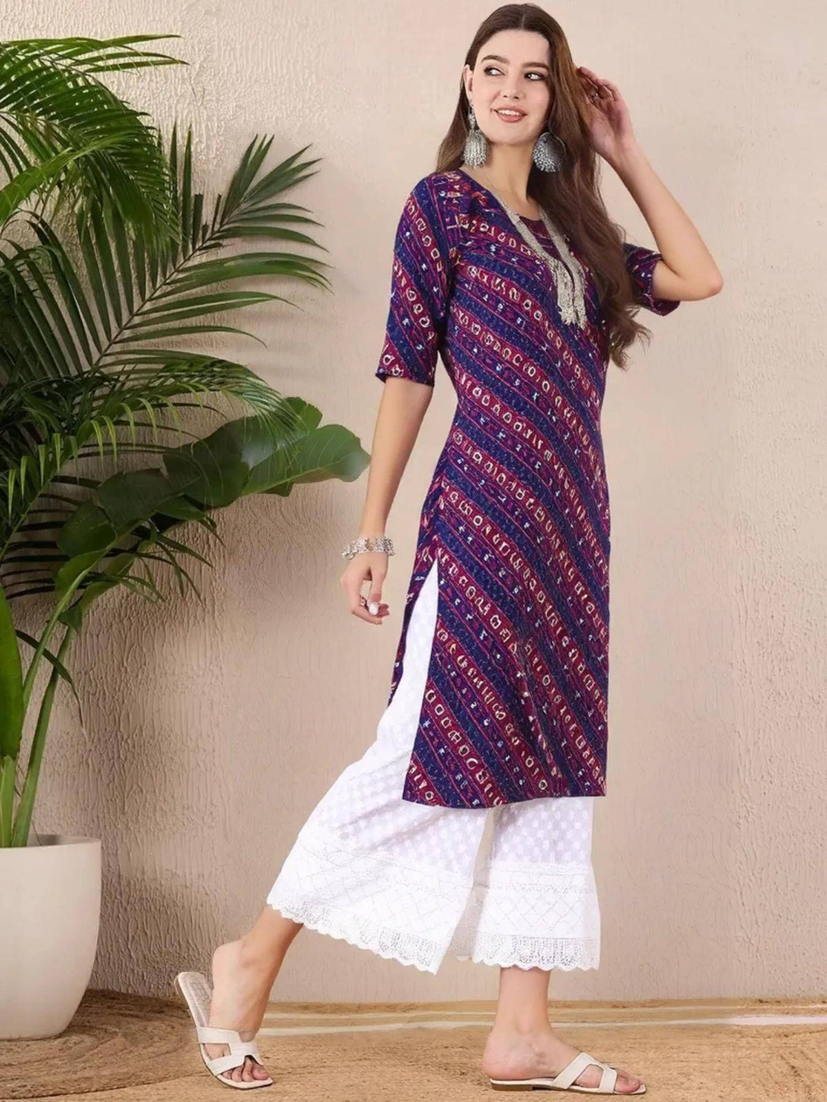 Women Stylish Crepe Printed Straight Kurta - Blue | FY93 - view 2