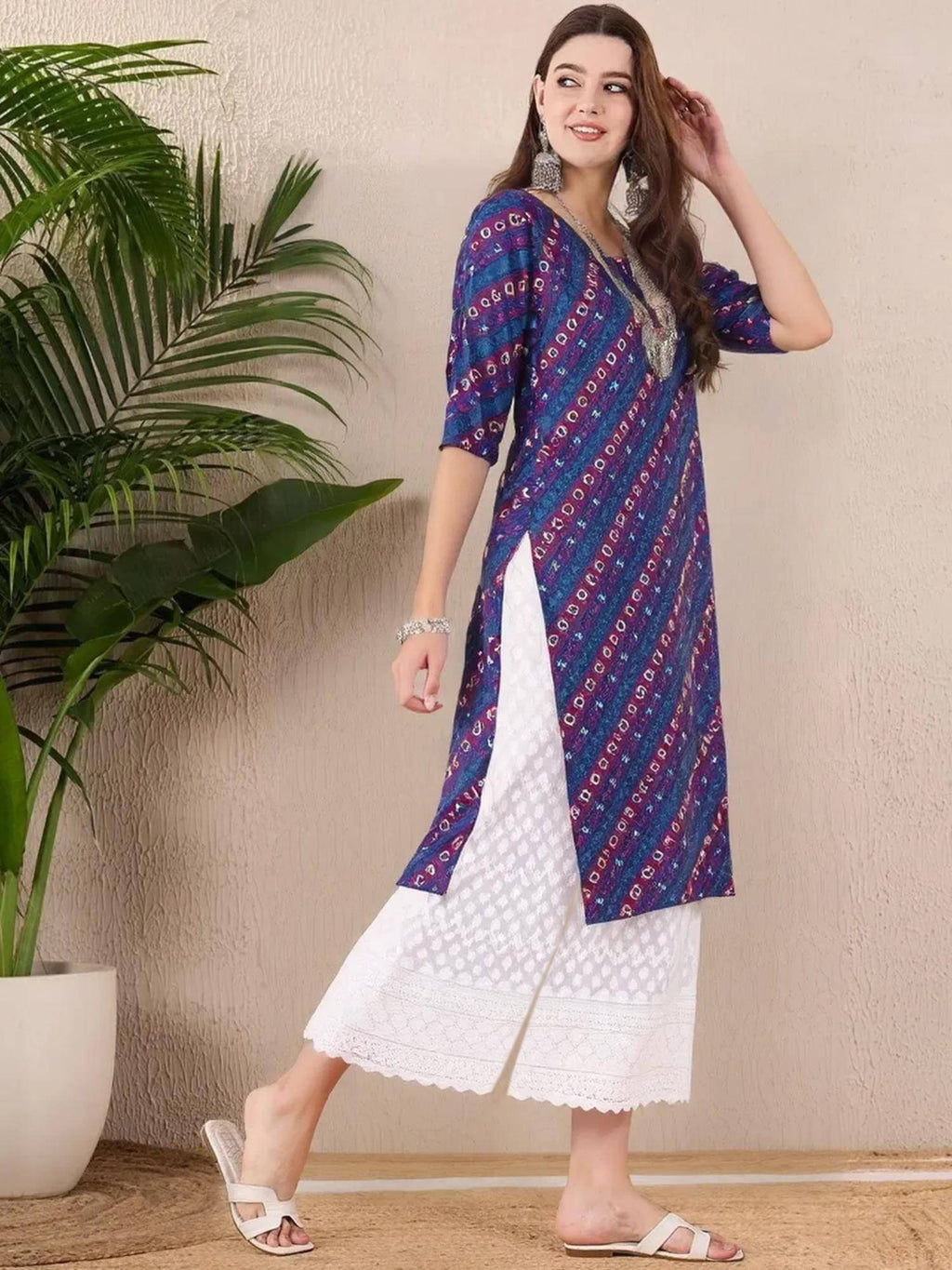Women Stylish Crepe Printed Straight Kurta - Blue | KDG - view 3