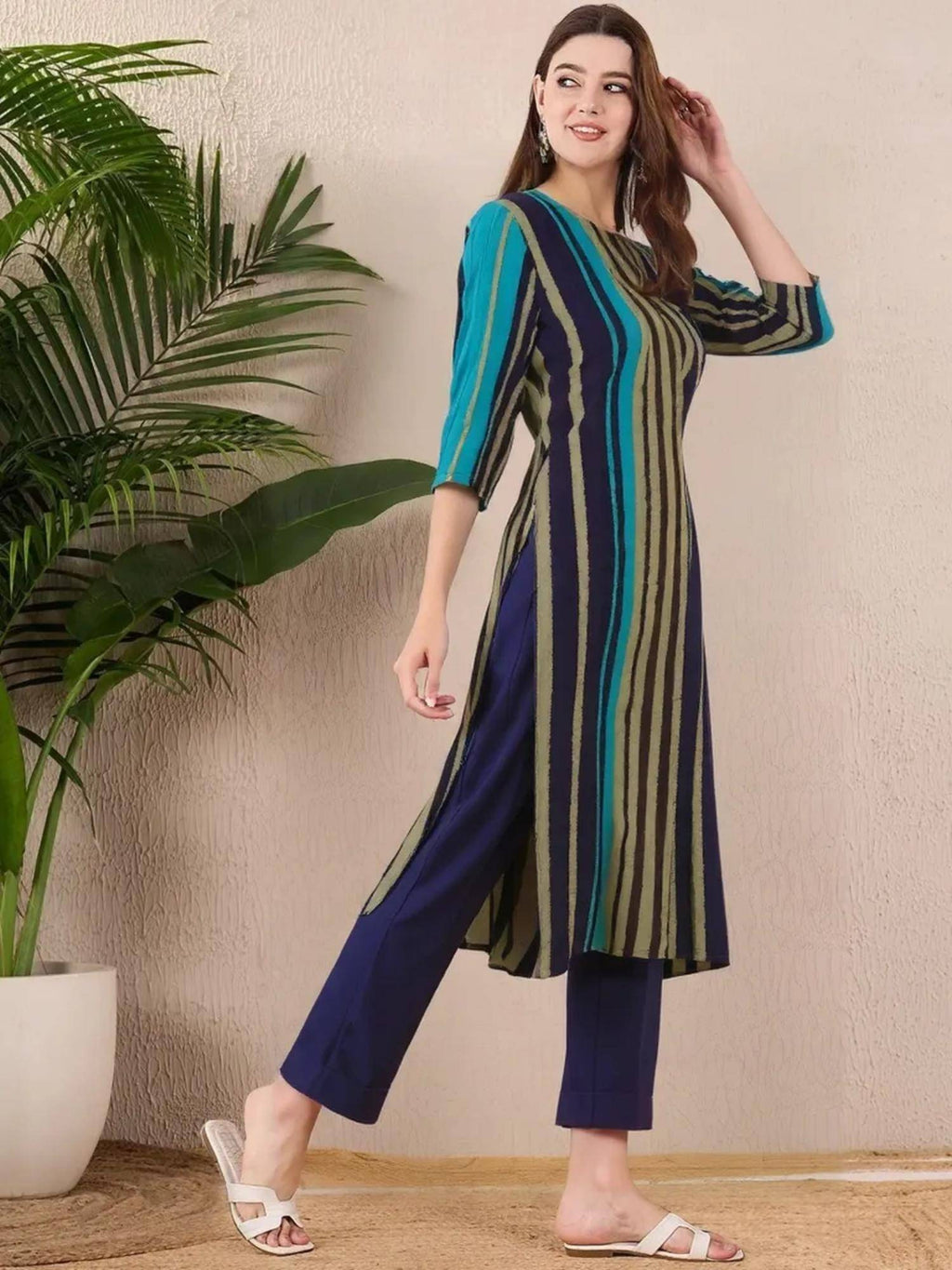 Women Stylish Crepe Printed Straight Kurta - Multi-Color | FY93 - view 2