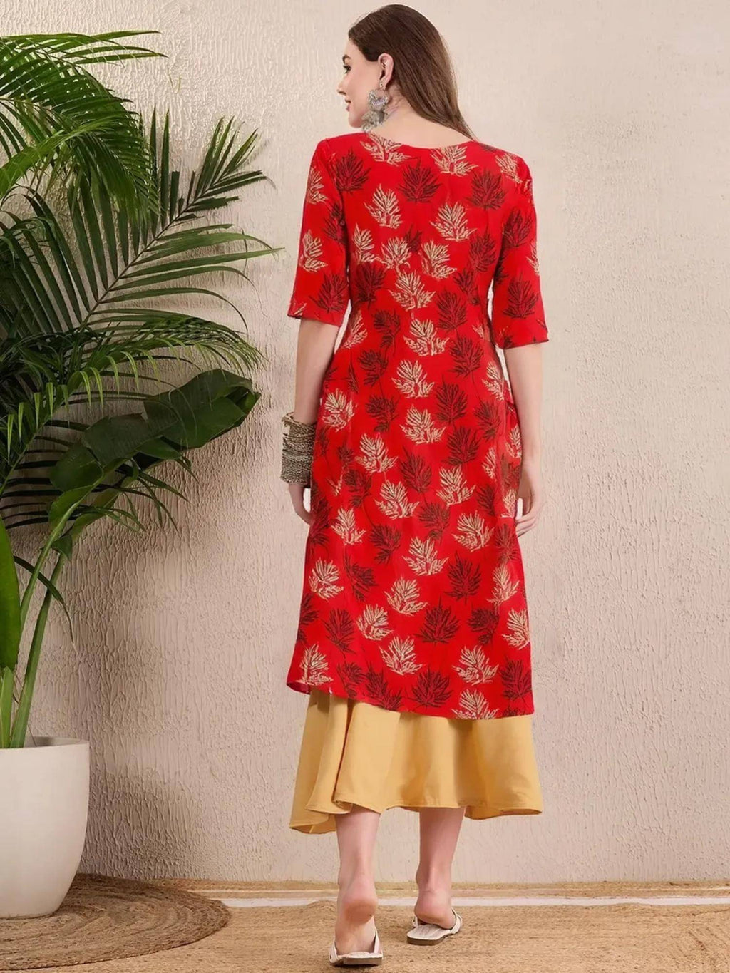 Women Stylish Crepe Printed Straight Kurta - Red | KDG - view 4