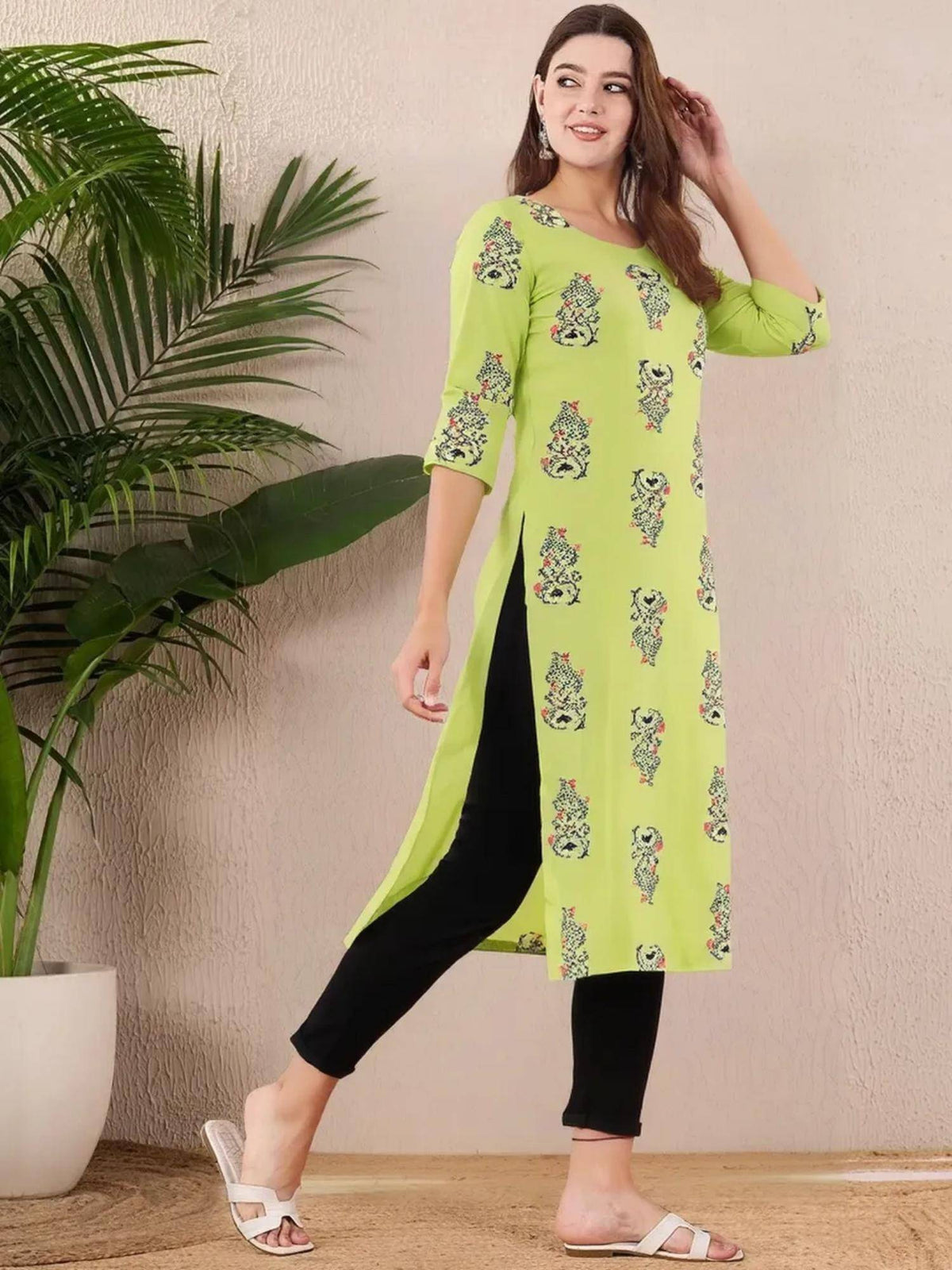 Women Stylish Crepe Printed Straight Kurta - Green | FY93 - view 2