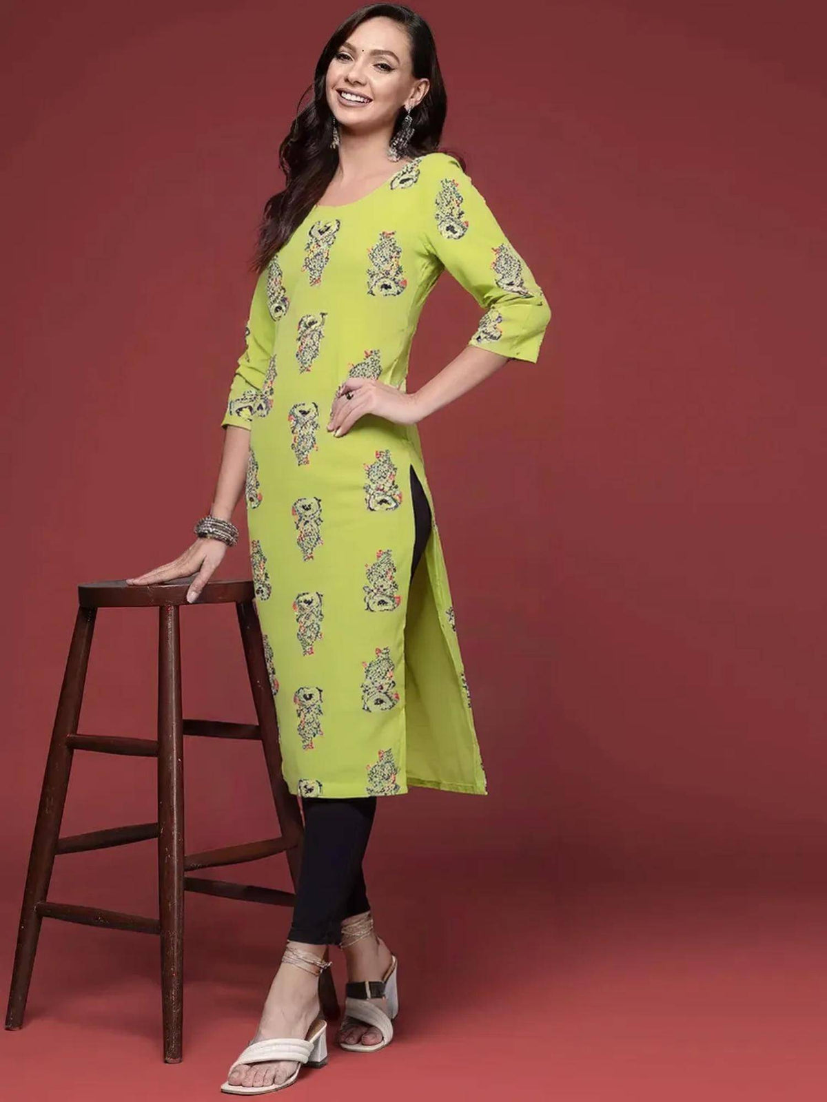 Women Stylish Crepe Printed Straight Kurta - Green | FY93 - view 2