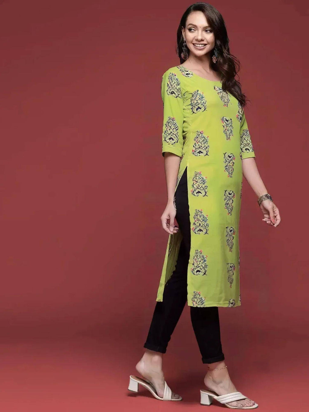 Women Stylish Crepe Printed Straight Kurta - Green | KDG - view 3