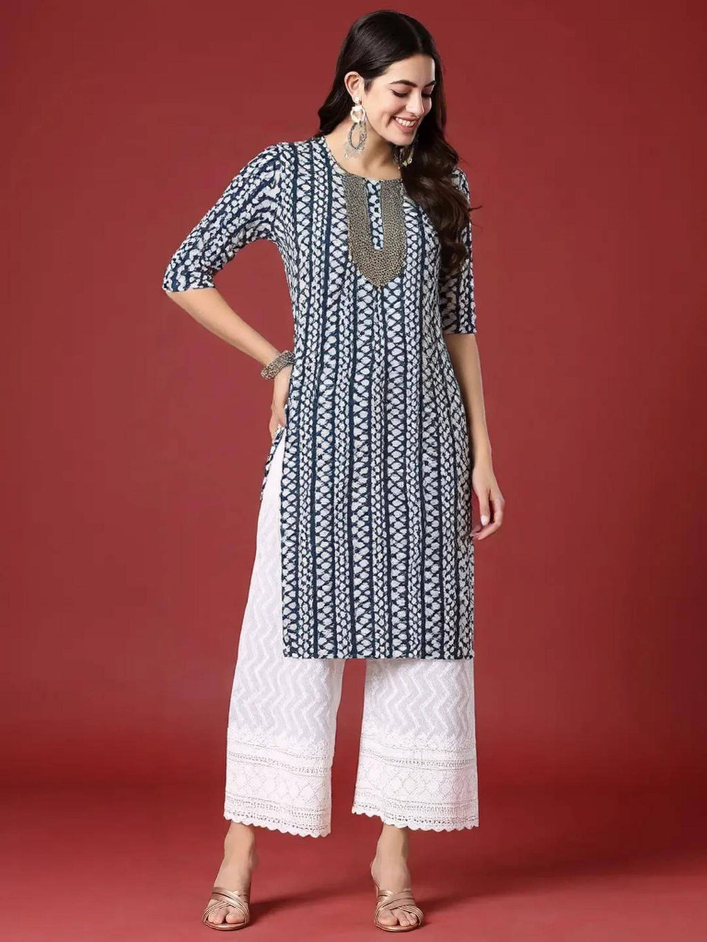 Women Stylish Crepe Printed Straight Kurta - Purple | U3S - view 7