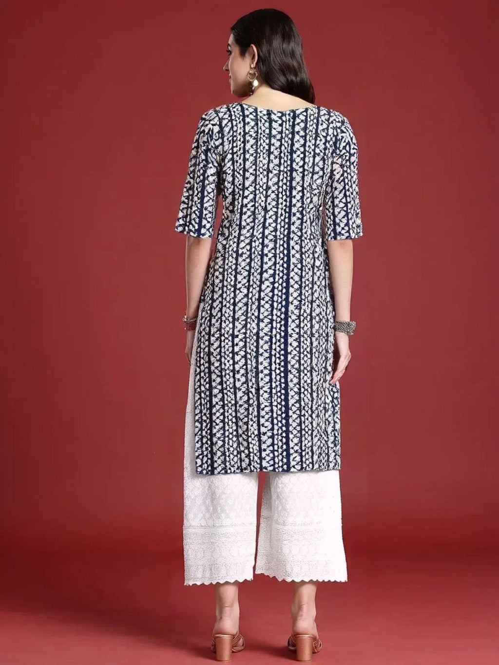 Women Stylish Crepe Printed Straight Kurta - Purple | U3S - view 8