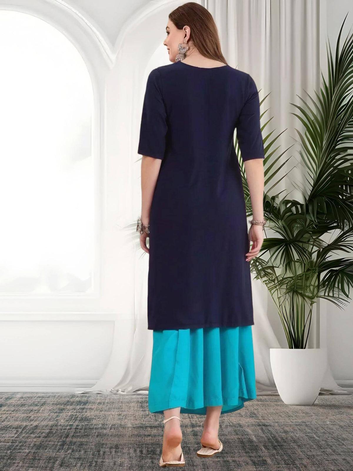 Women Stylish Crepe Printed Straight Kurta - Navy Blue | FY93 - view 4