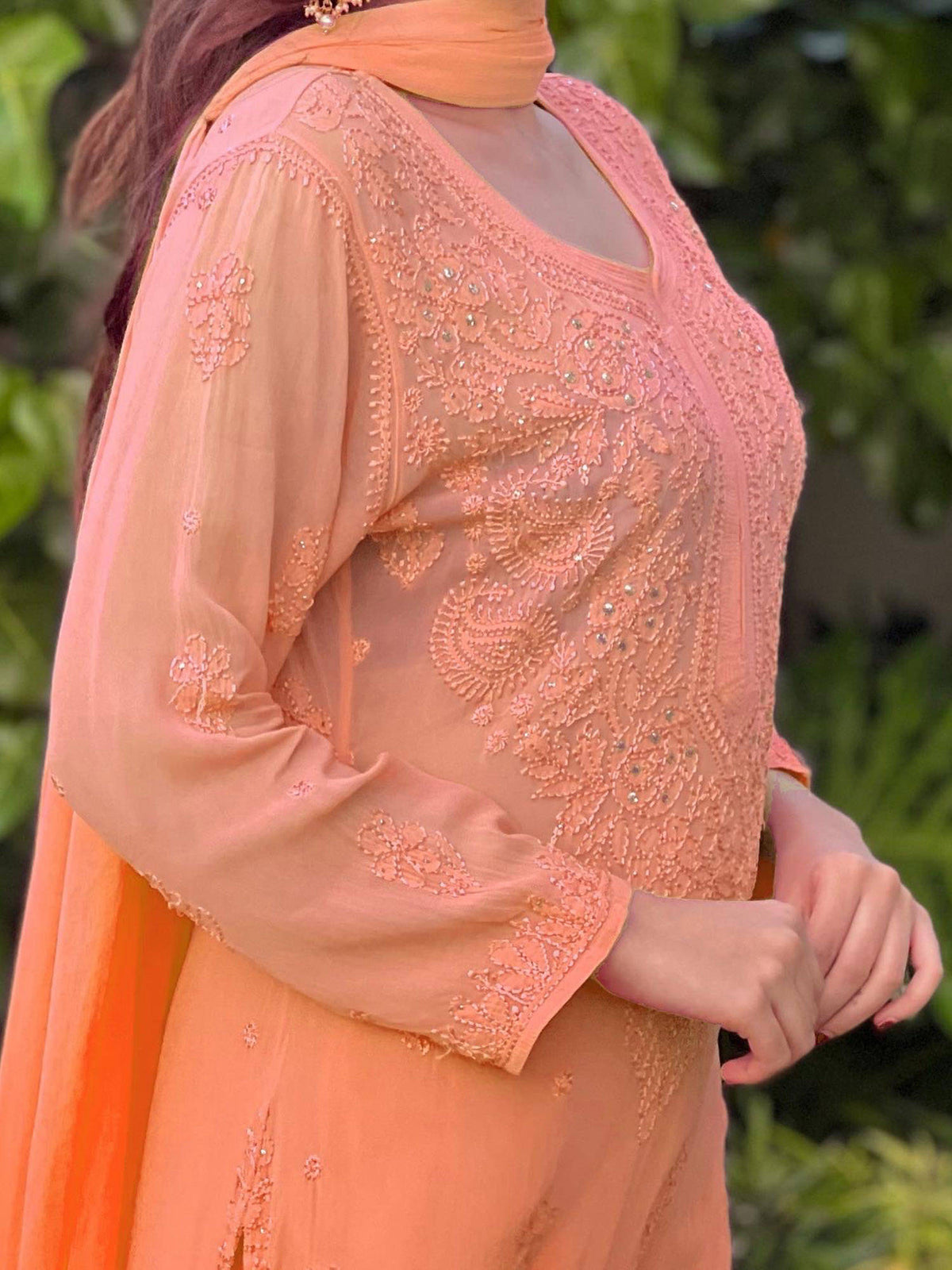 Peach Paradise Ombre Chikankari And Mukaish Kurta | U3S - view 5