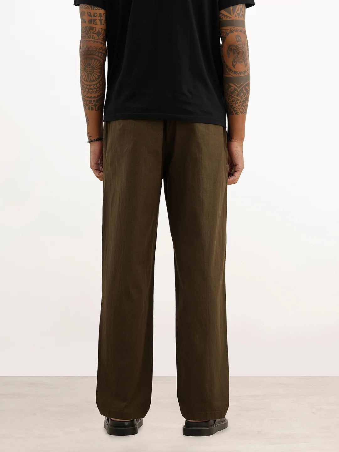 Classic Solid Loose Fit Trouser | Olive