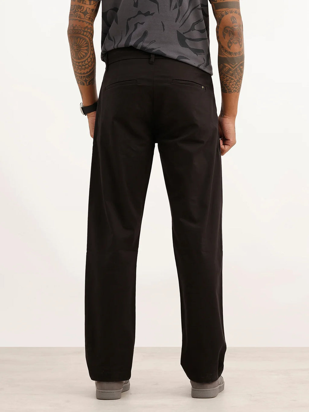Solid Anti Fit Double Pleated Trouser | Black