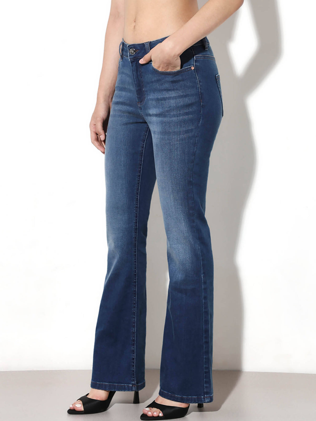 Womens Solid Bootcut Mid-Rise Blue Jeans | BT10 - view 4