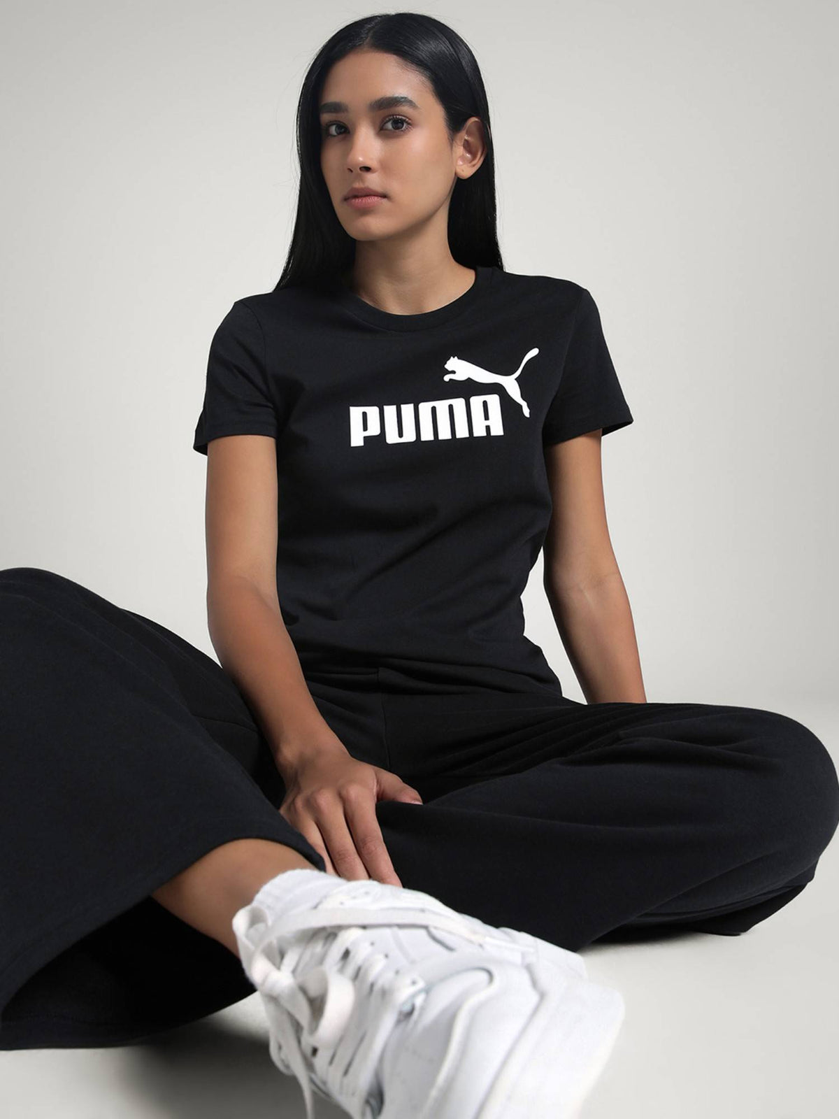 Black No. 1 Logo Women's T-shirt | TS56 - view 1