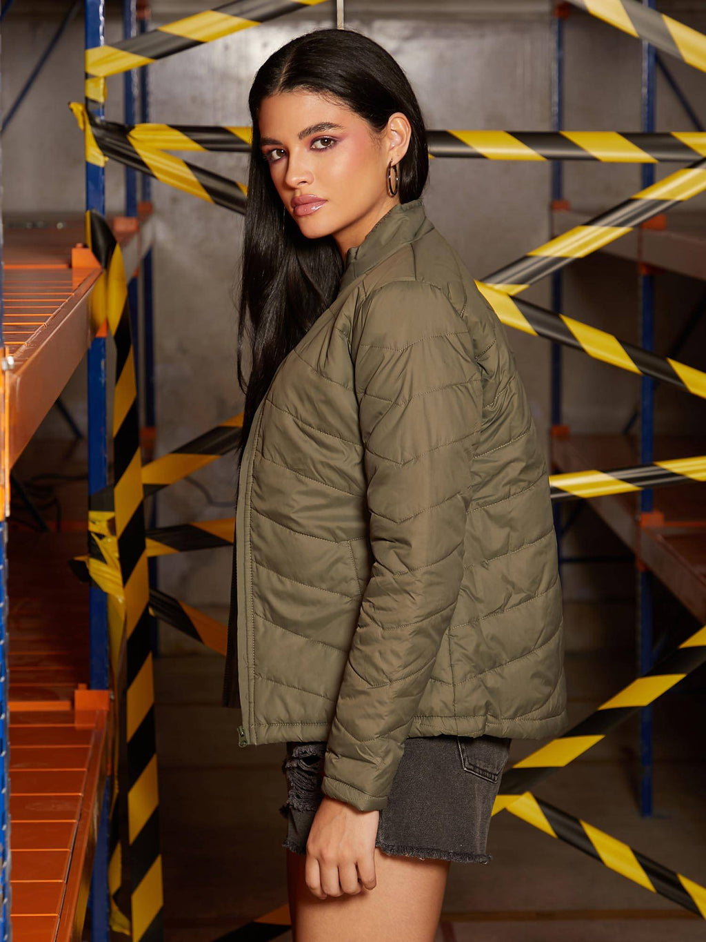 Green Solid Puffer Jacket | JC78 - view 3