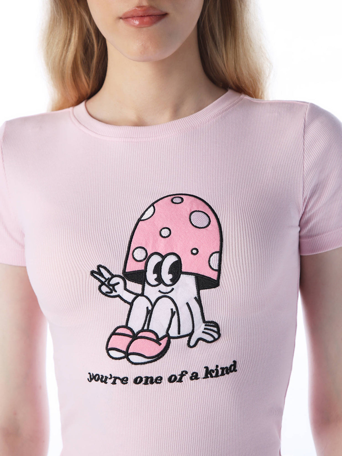 Women Embroidered Slim Fit Pink T-Shirt | O24 - view 5