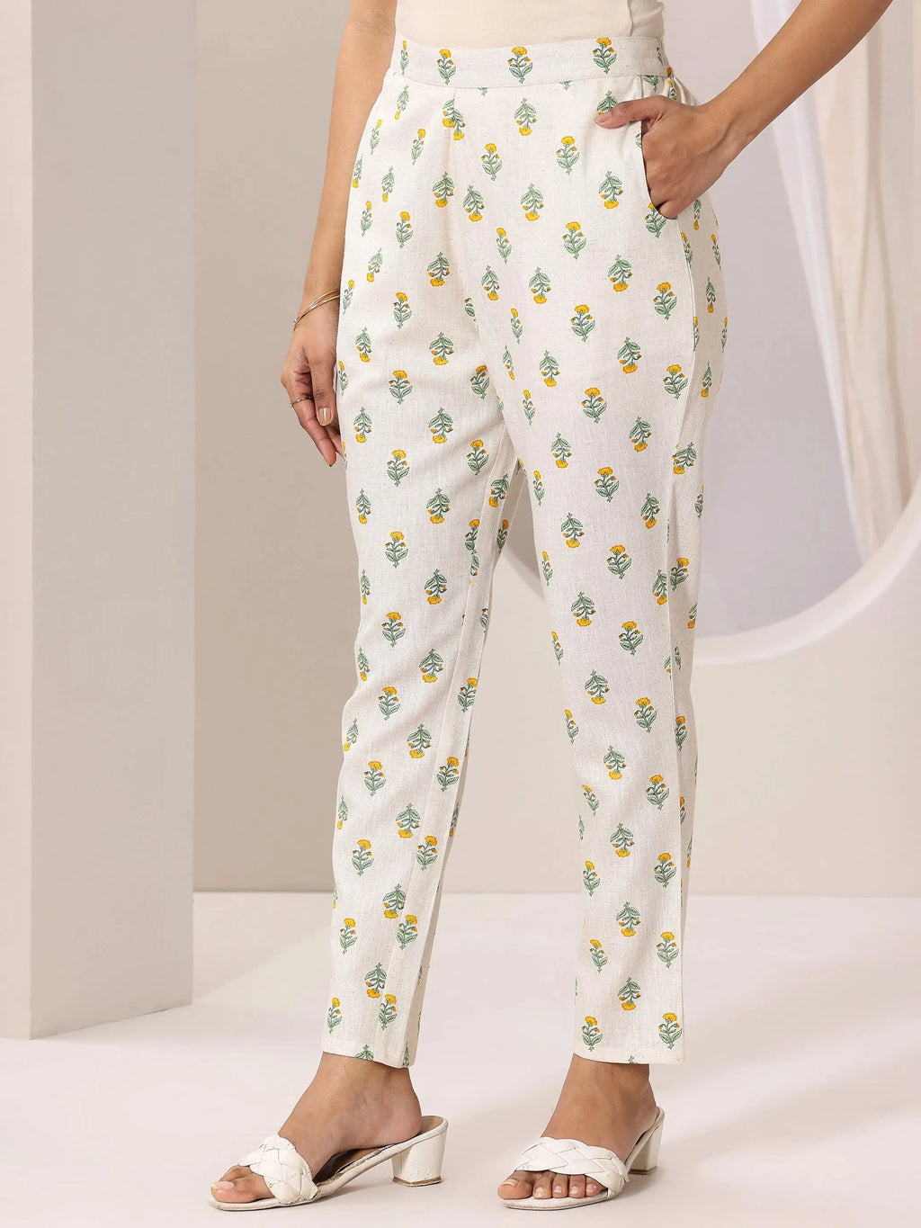 Libas Off white Printed Cotton Straight Kurta Set
