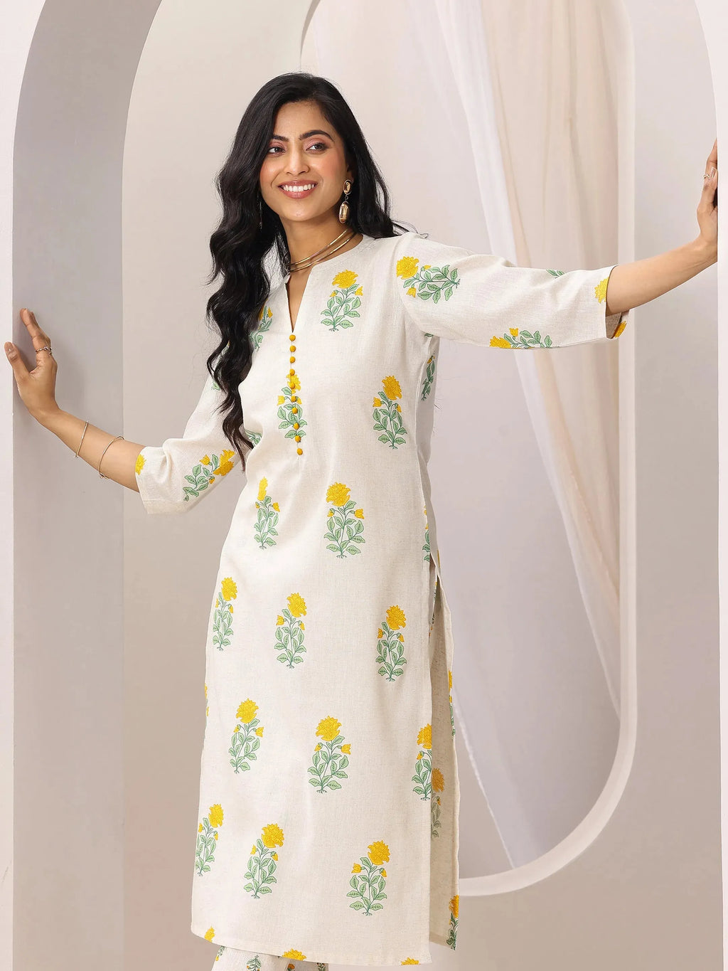 Libas Off white Printed Cotton Straight Kurta Set