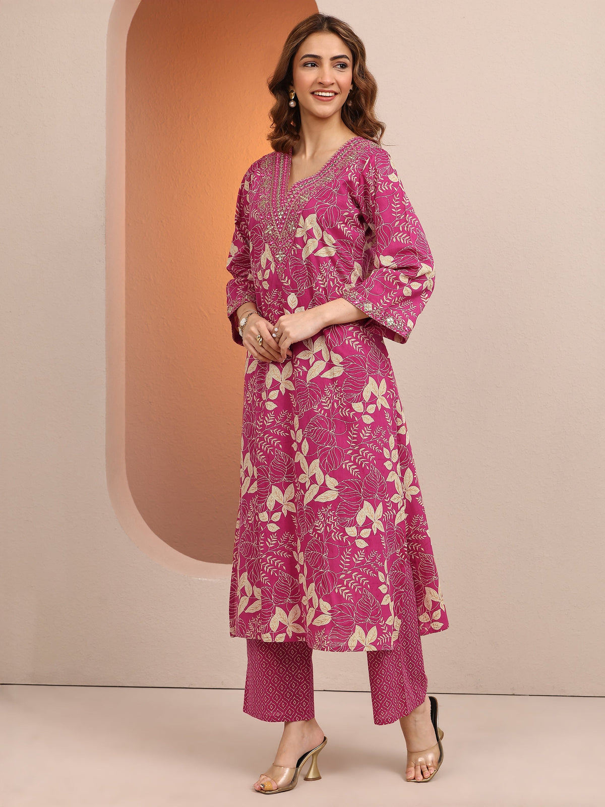 Libas Pink Printed Cotton Straight Suit Set With Dupatta
