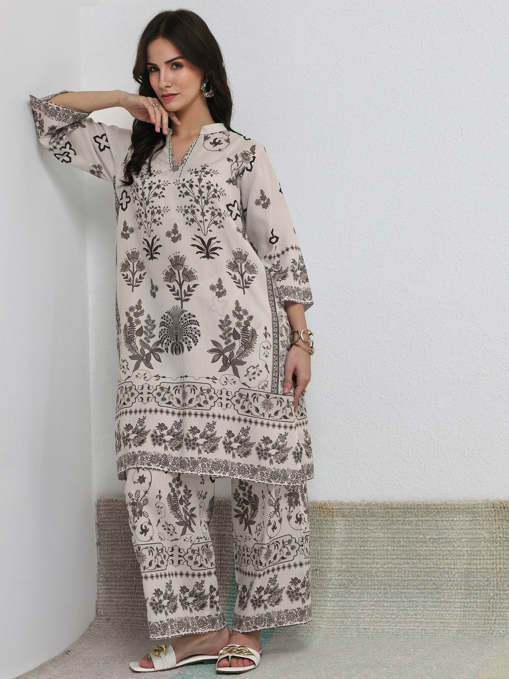 Libas Off White Floral Printed Cotton Blend Co-Ord Set CO87