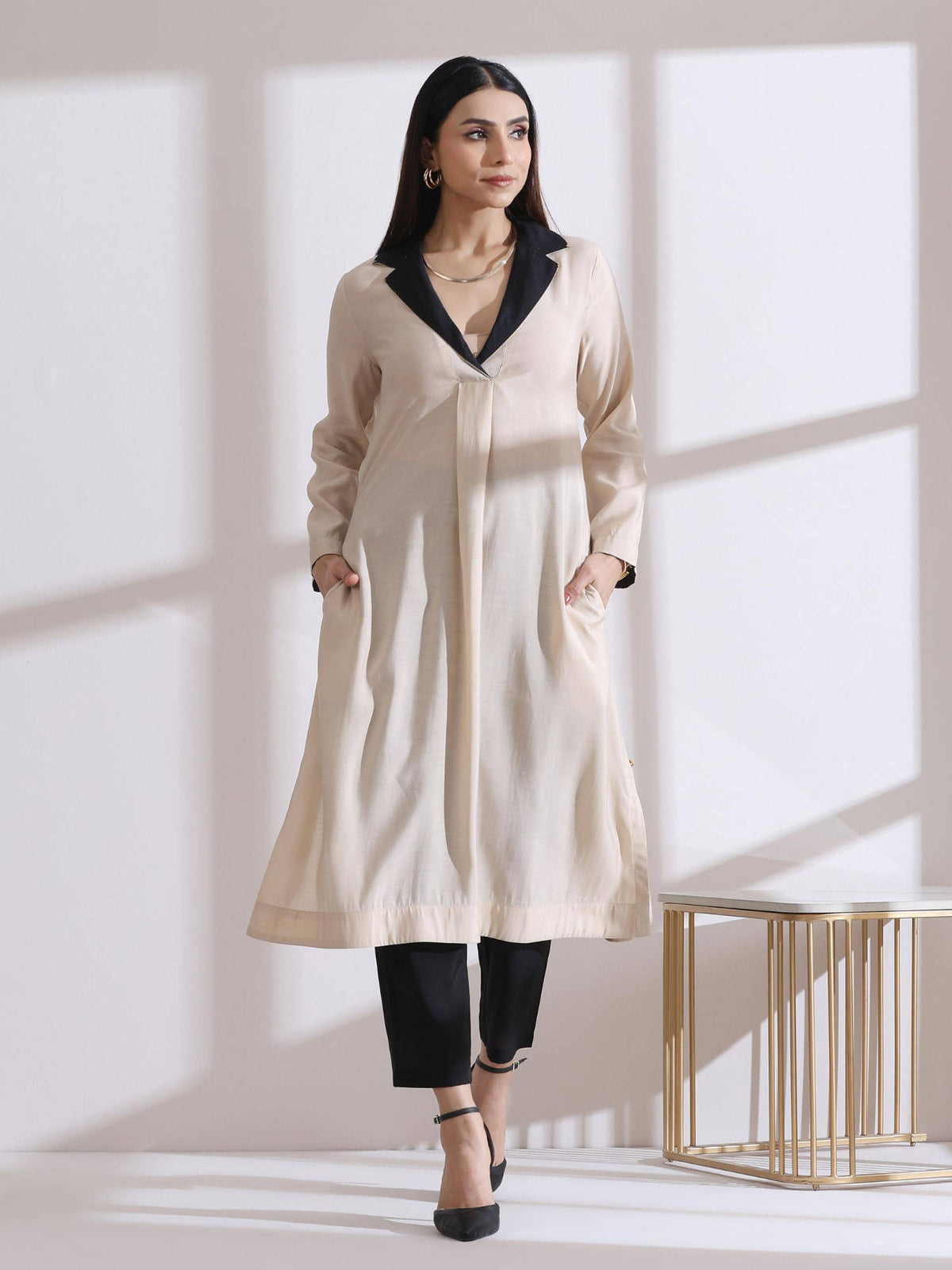 Airskin Fawn Black Point Notched Lapel Collar Kurta | KDG - view 1