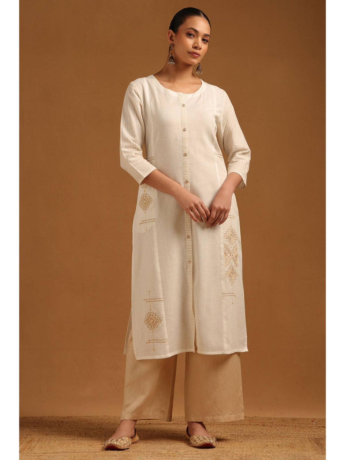 Womens Off White Pure Cotton Embroidered Kurta | FY93 - view 3