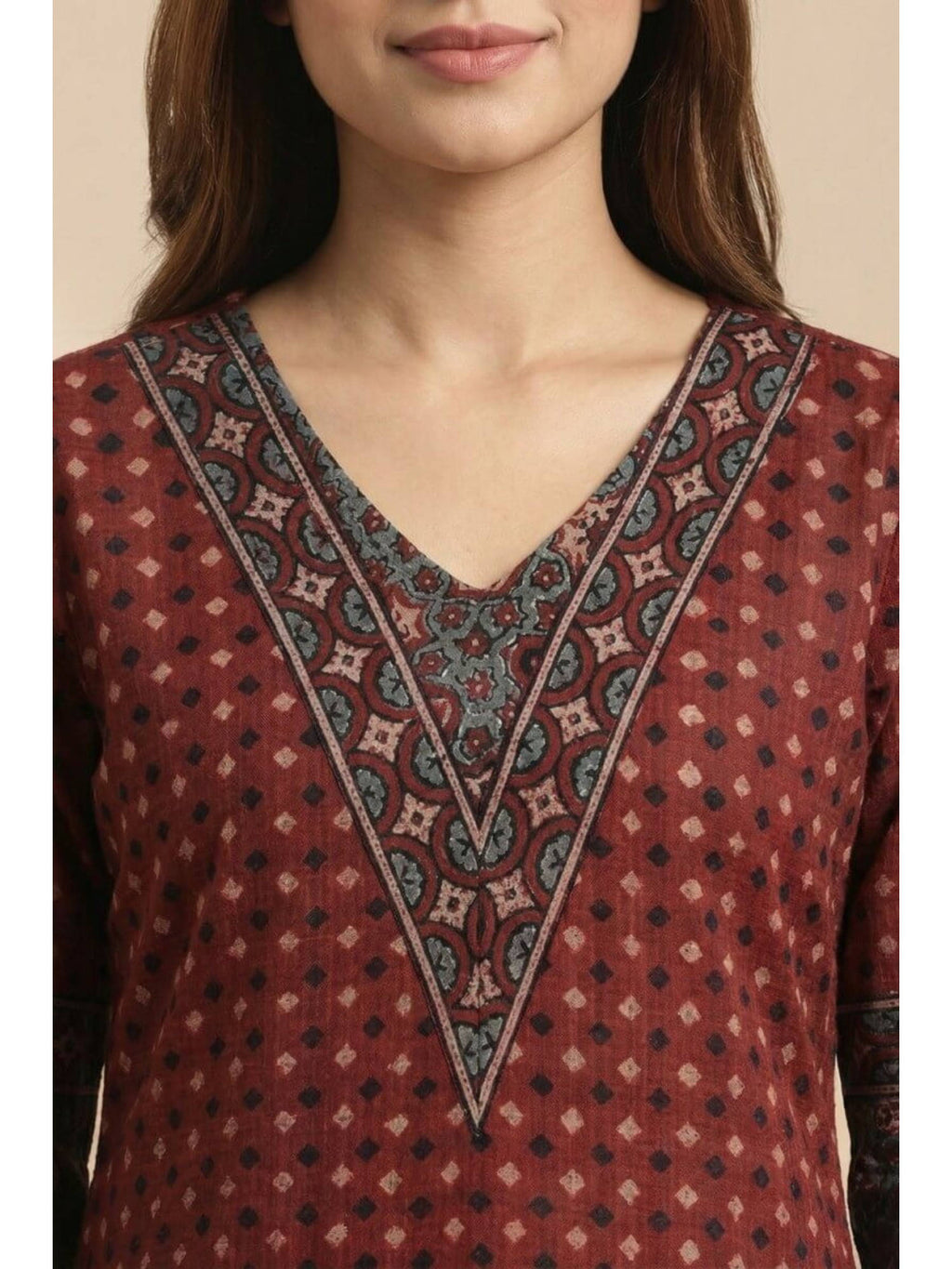 Women Maroon Elegance Ajrakh Dobby Kurta | U3S - view 4