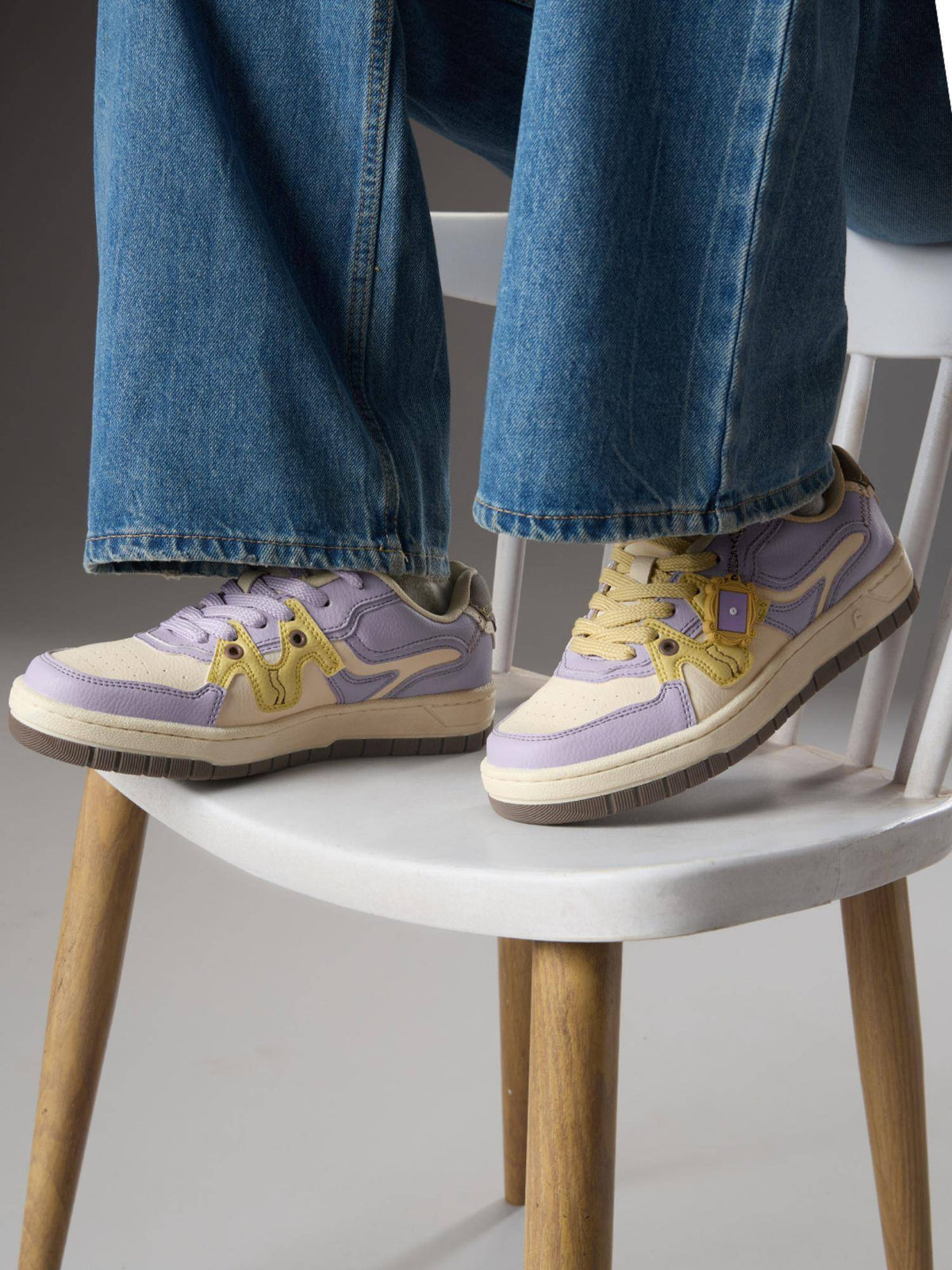 Official Urban Blaze FRIENDS Women Low Top Sneakers | SN09 - view 1