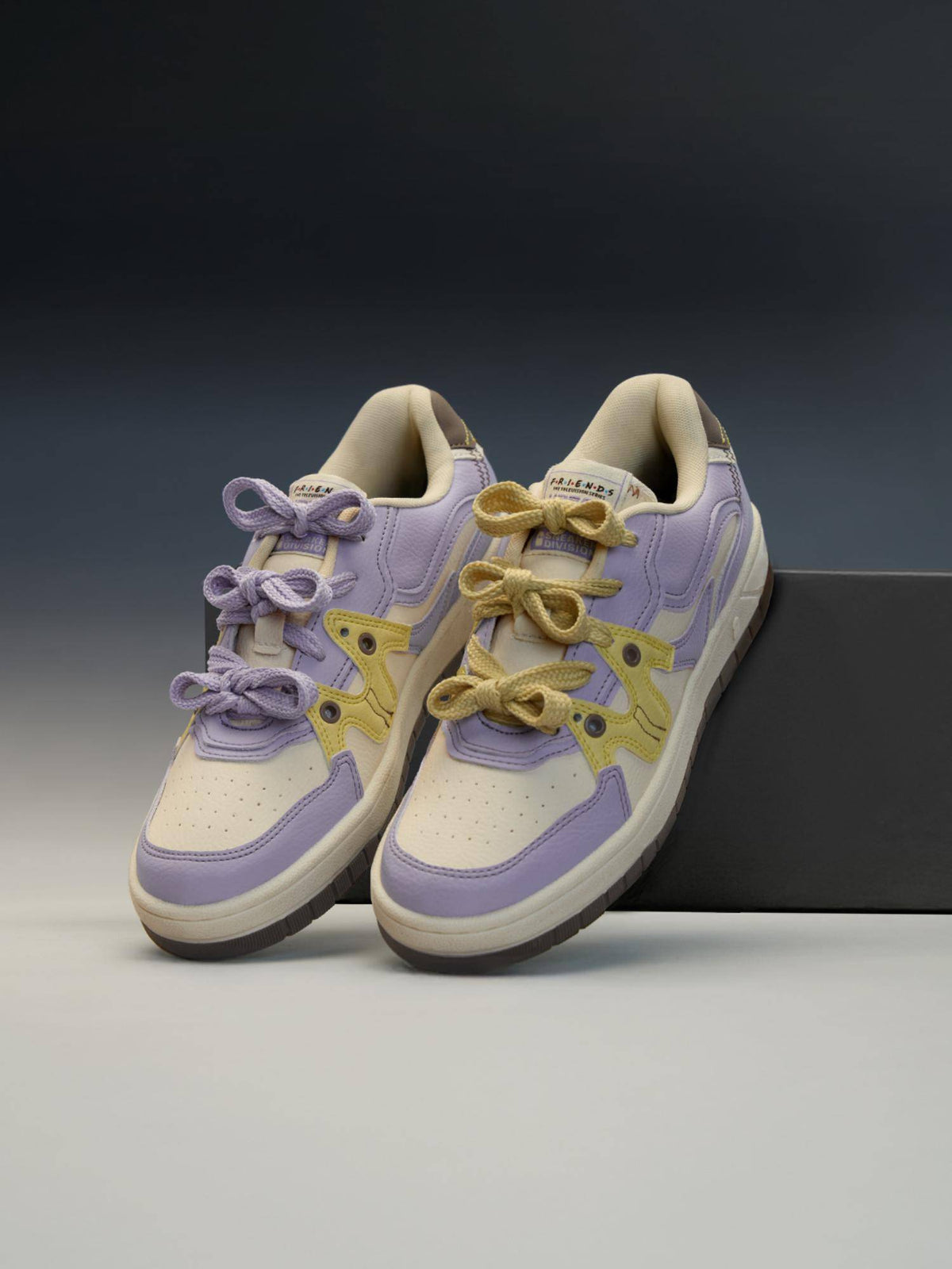 Official Urban Blaze FRIENDS Women Low Top Sneakers | SN09 - view 4