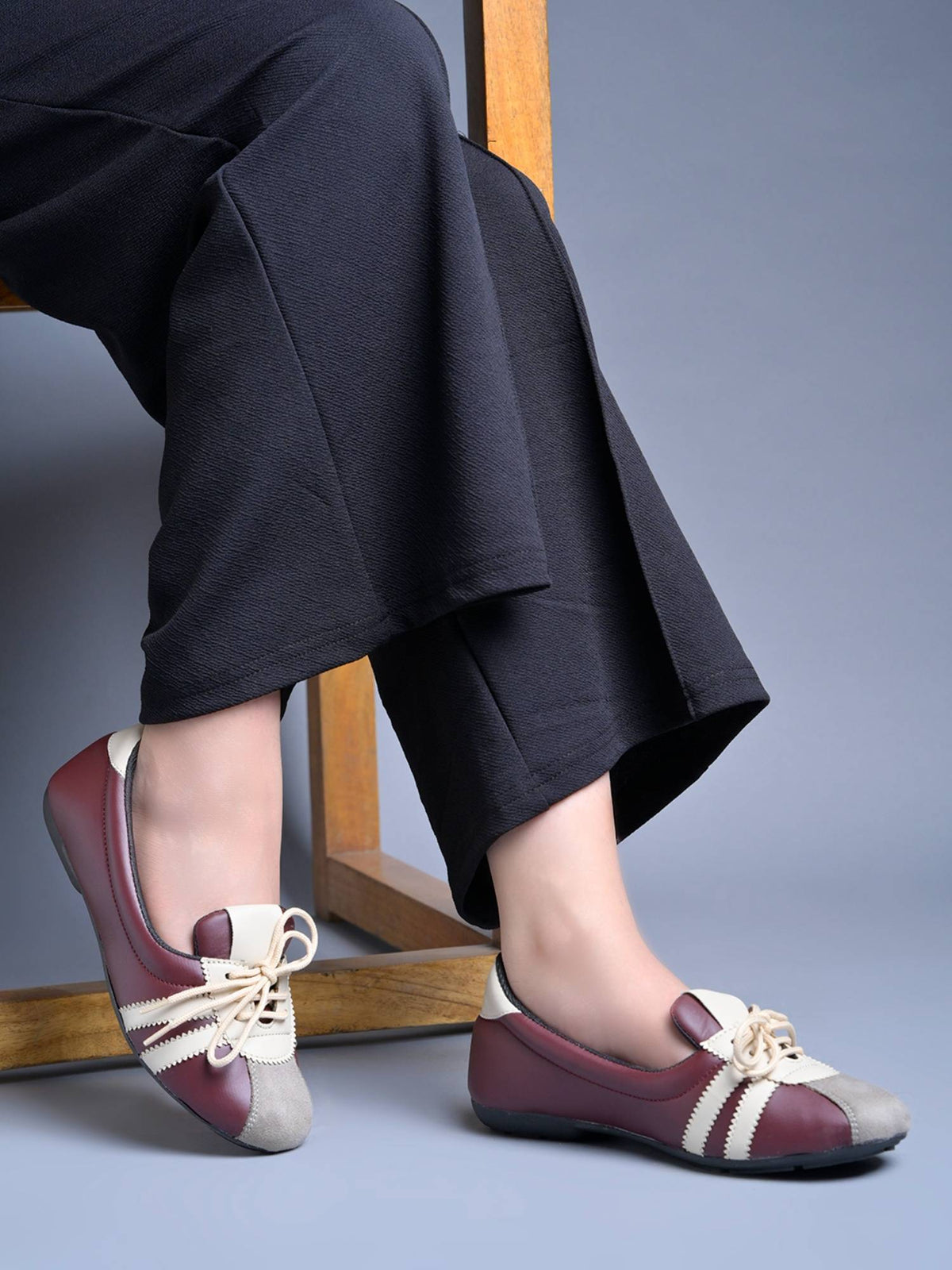 Women Dual-Tone Brown Lace-Up Ballerinas with Scalloped Trim | F61 - view 19