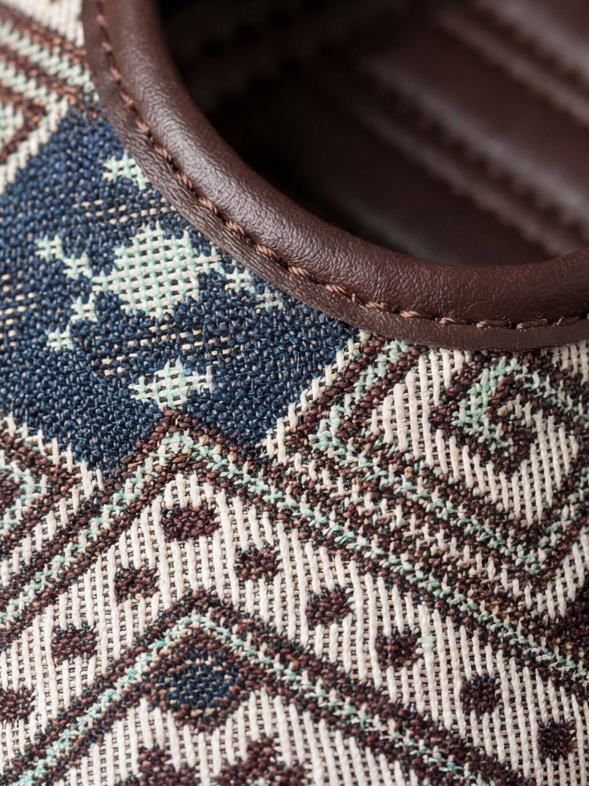 Women Juttis Brown | F61 - view 4