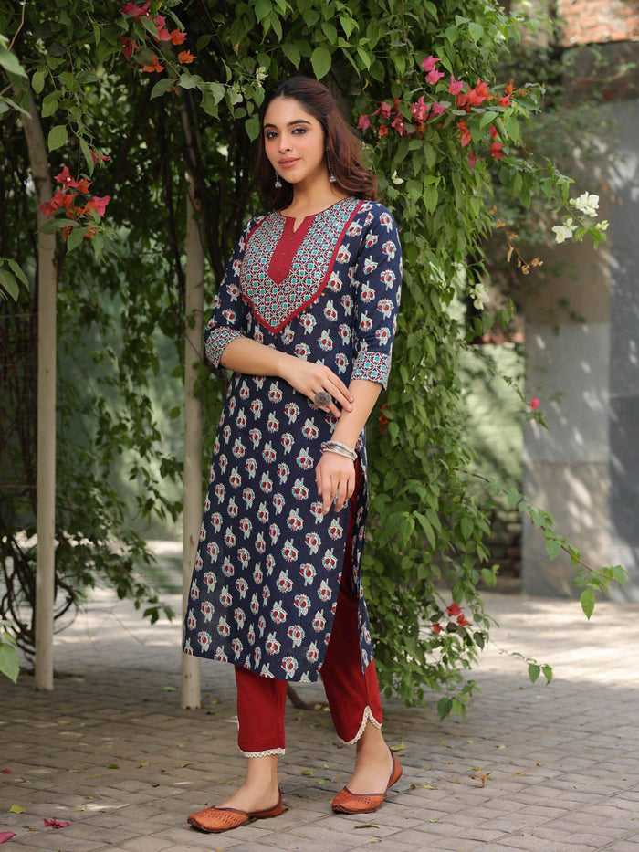 Women Navy Blue Ethenic Printed Straight Kurta with Contrast Print Yoke | FY93 - view 1
