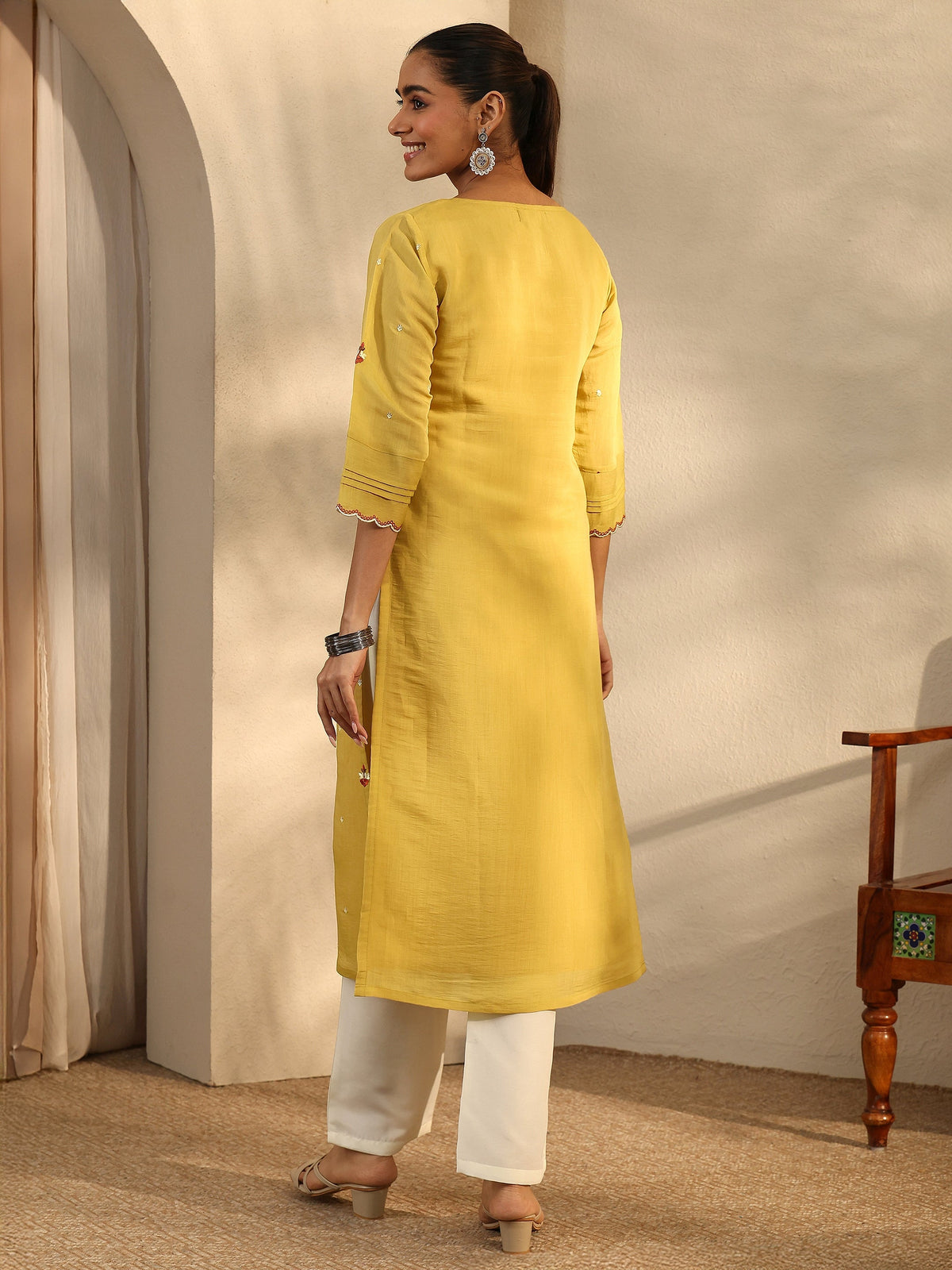 Libas Green Embroidered Chanderi Cotton Straight Kurta