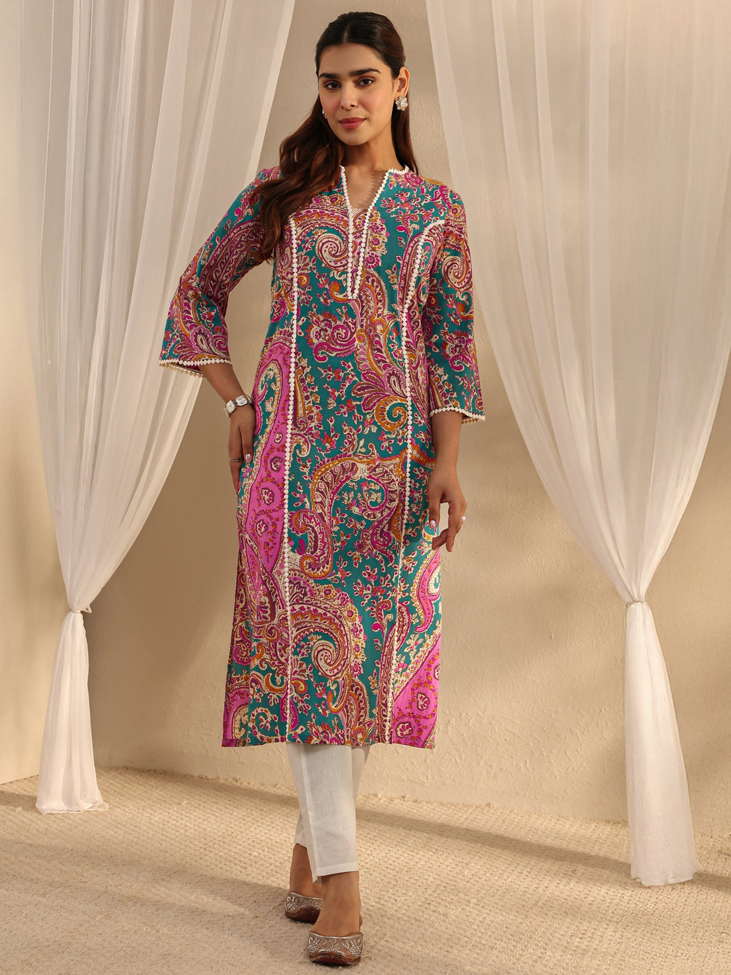 Libas Green Paisley Printed Cotton Straight Kurta
