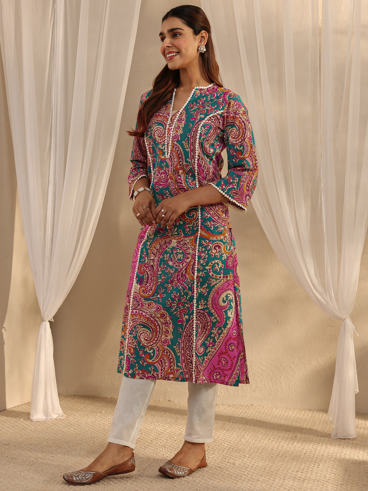 Libas Green Paisley Printed Cotton Straight Kurta