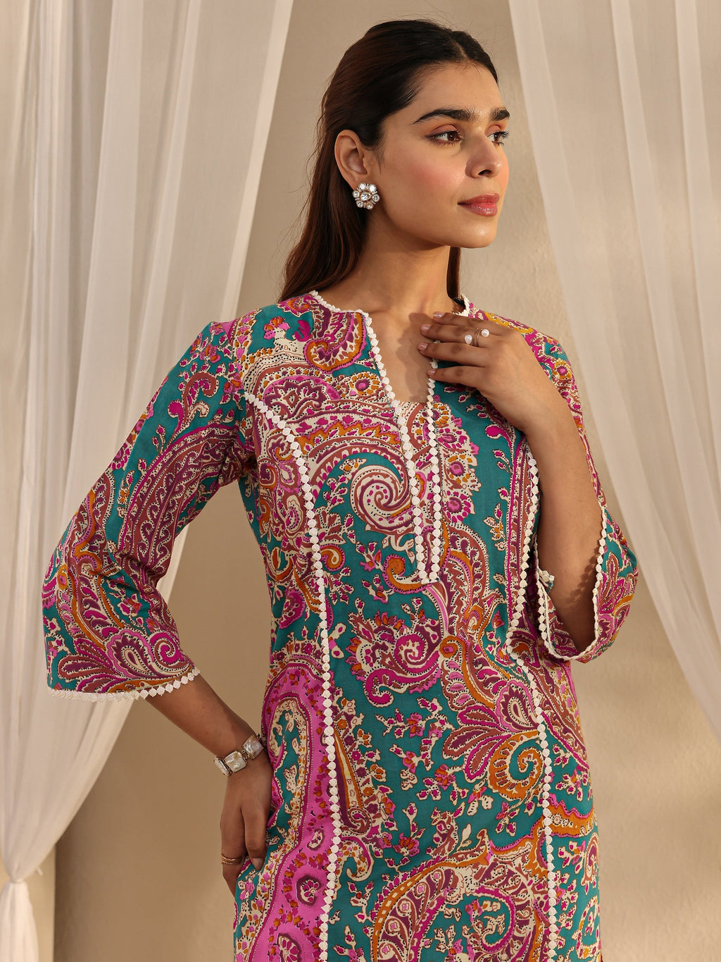 Libas Green Paisley Printed Cotton Straight Kurta