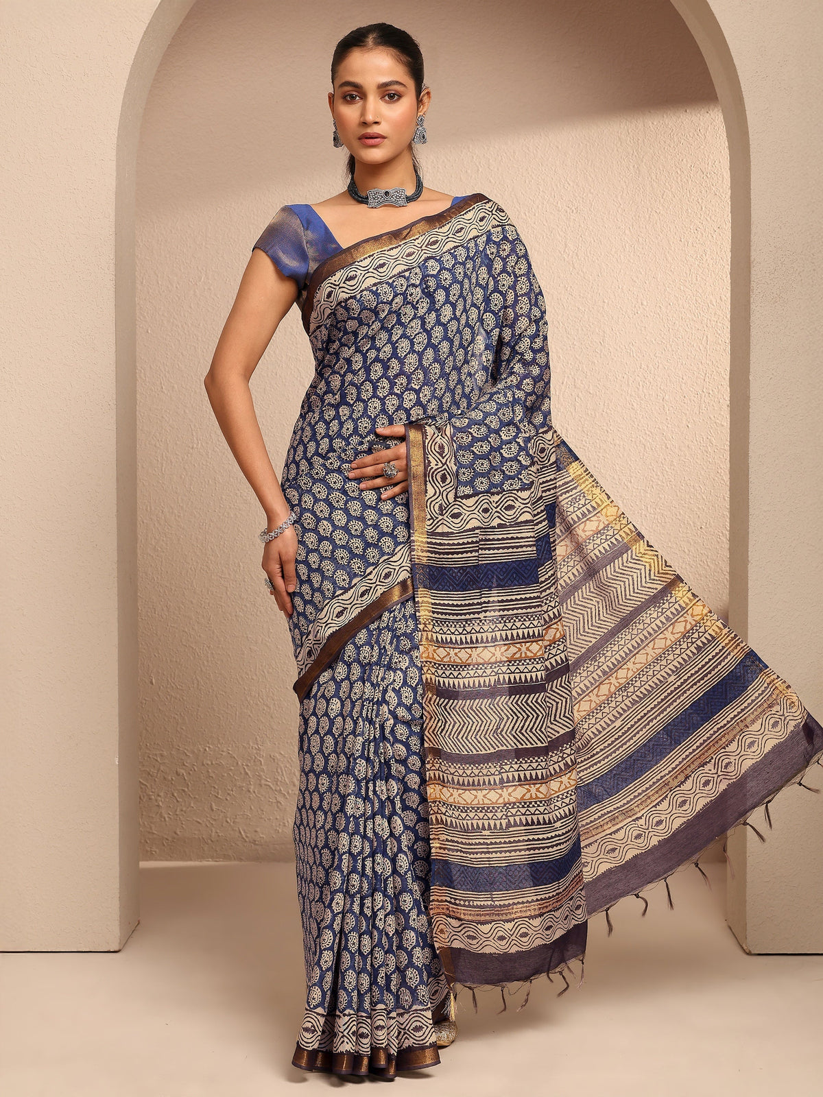 Libas Blue Paisley Printed Cotton Saree With Unstitched Blouse Piece