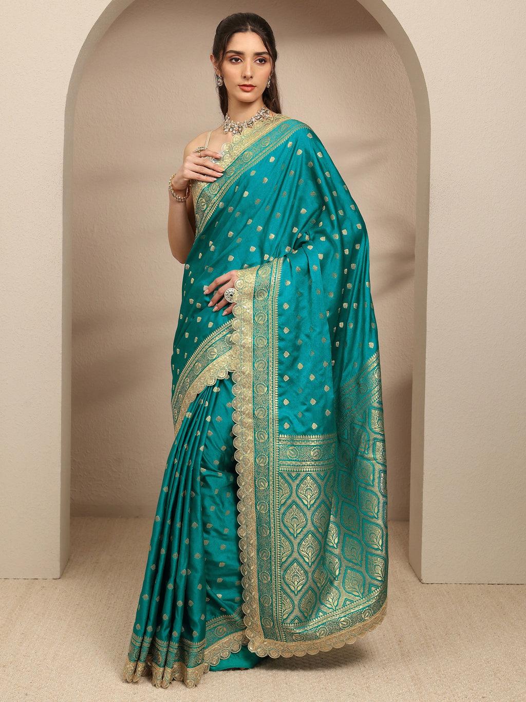 Libas Green Ethnic Motifs Woven Design Silk Blend Saree With Unstitched Blouse Piece