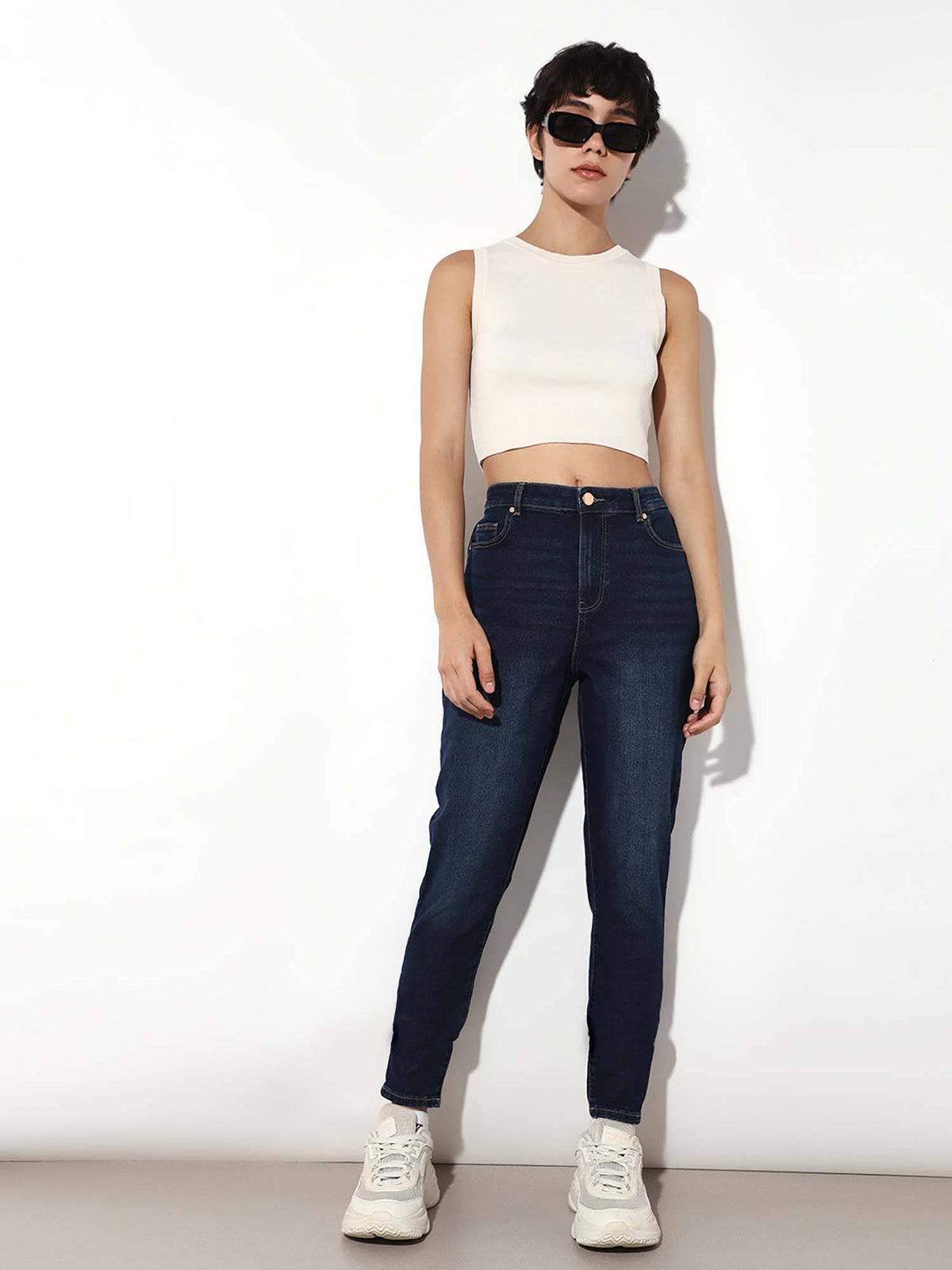 Women Solid Skinny Fit Mid-Rise Blue Jeans | O24 - view 2