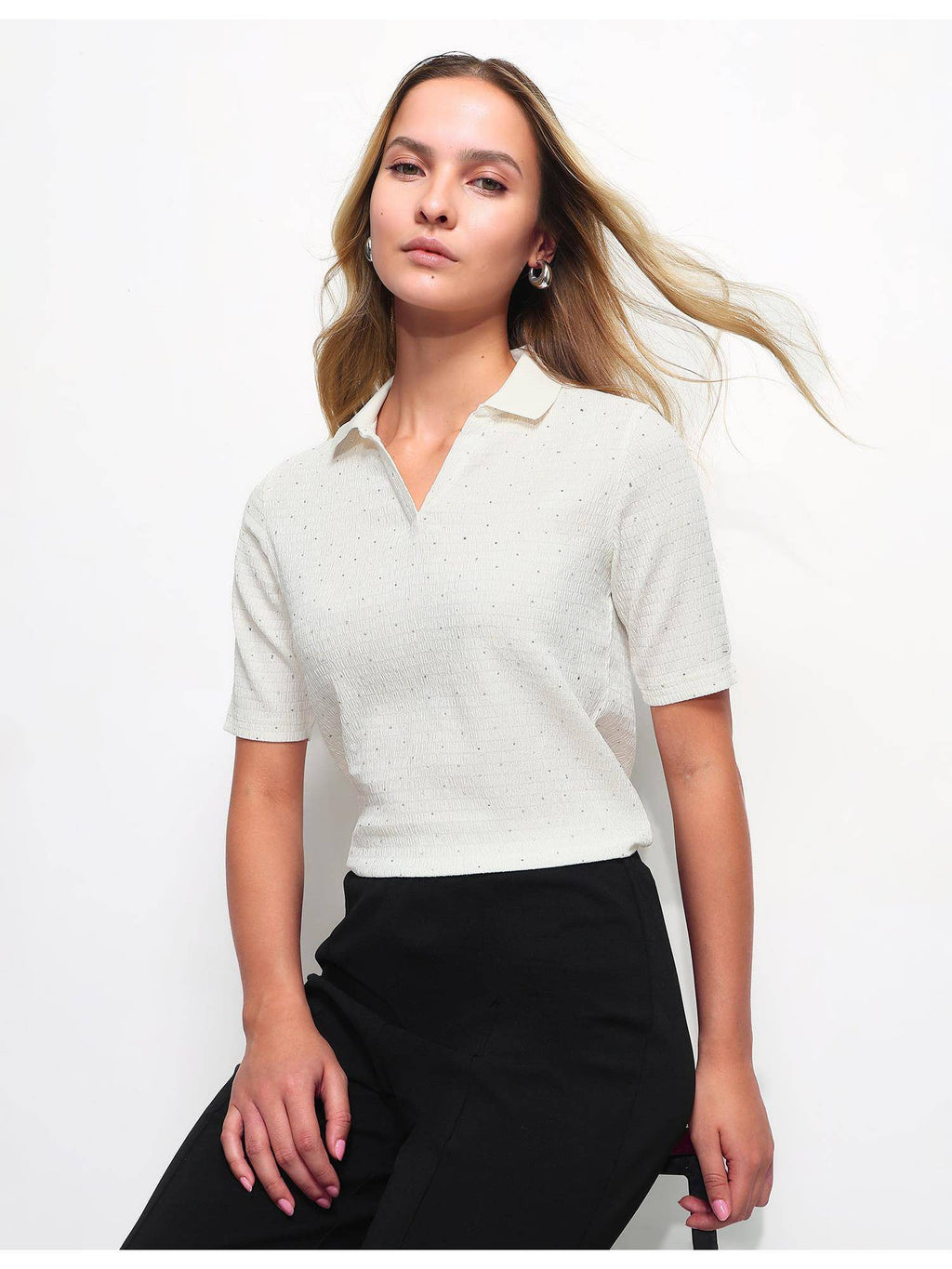 Embellished Textured Polo T-Shirt | PW43 - view 1