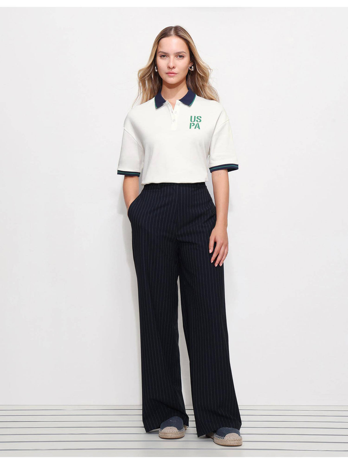Boxy Fit Solid Polo T-Shirt | PW43 - view 3