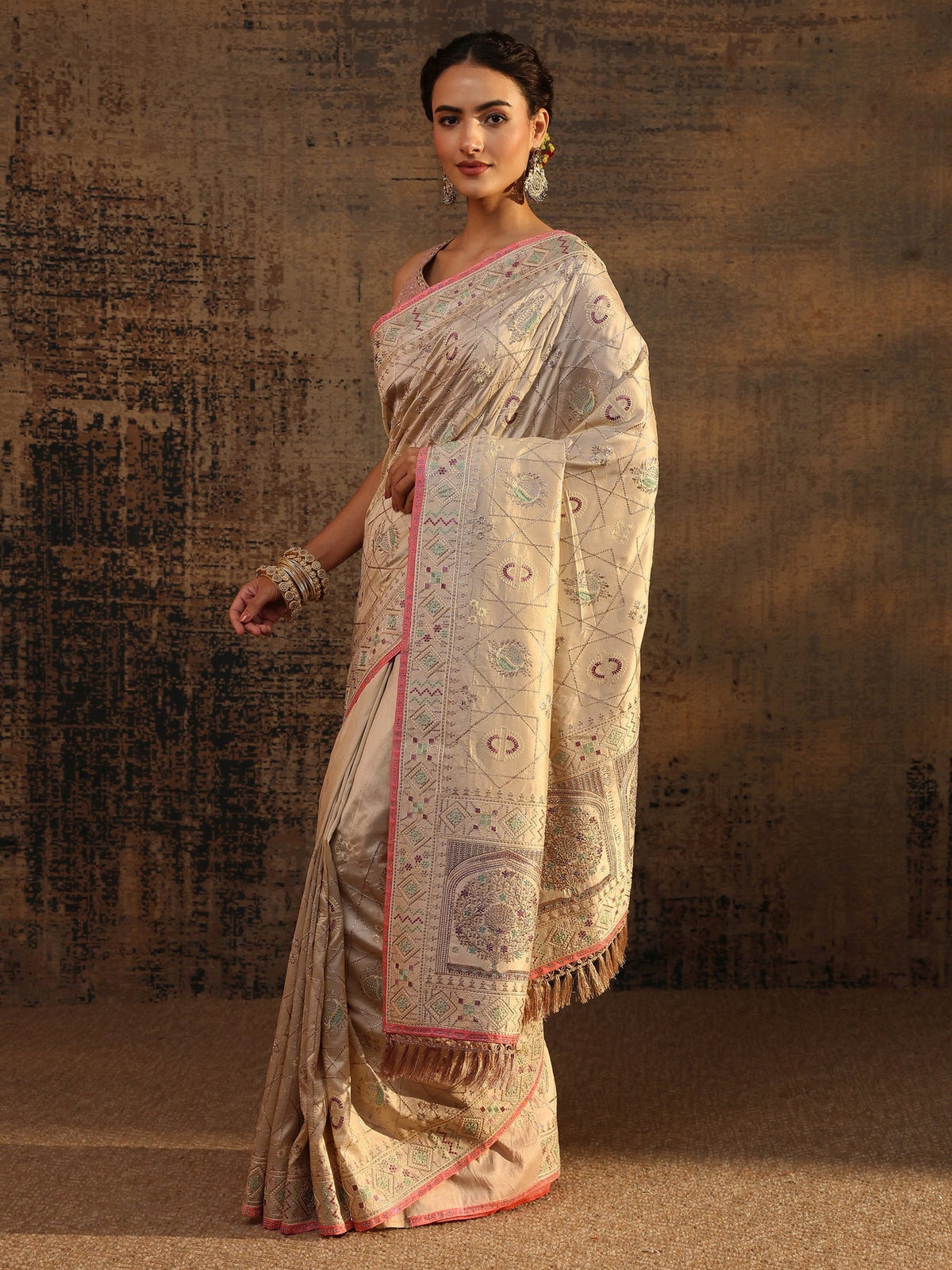 Libas Cream Ethnic Motifs Embroidered Silk Blend Saree With Unstitched Blouse Piece S45
